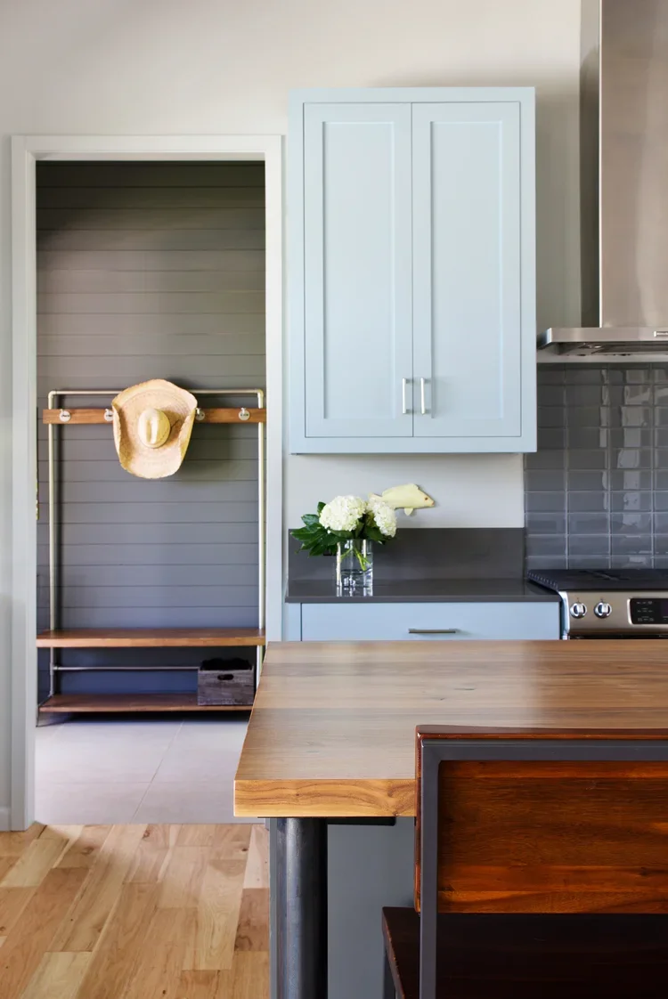 tuart Sampley Architect - Austin, TX - farmhouse1826 - kitchen2