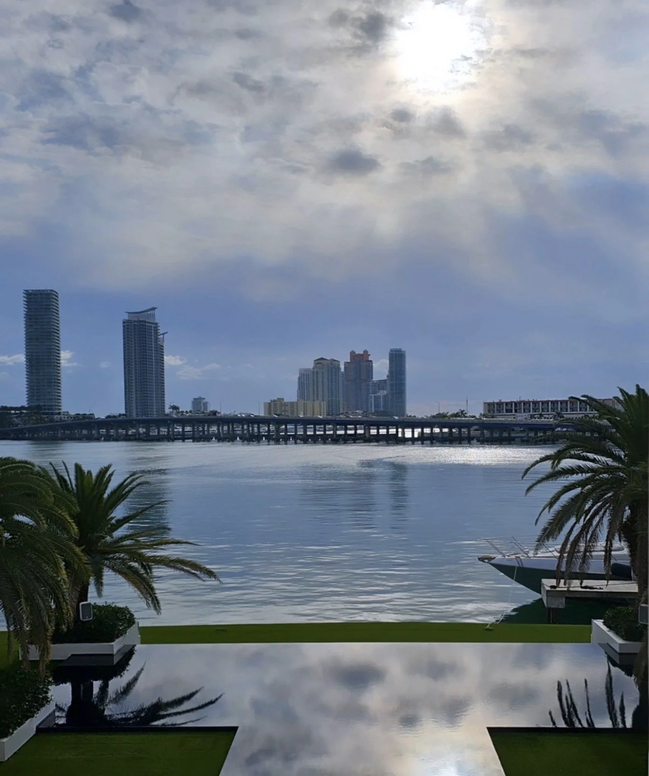 Sip Happens Premium Cocktails Lifestyle Miami