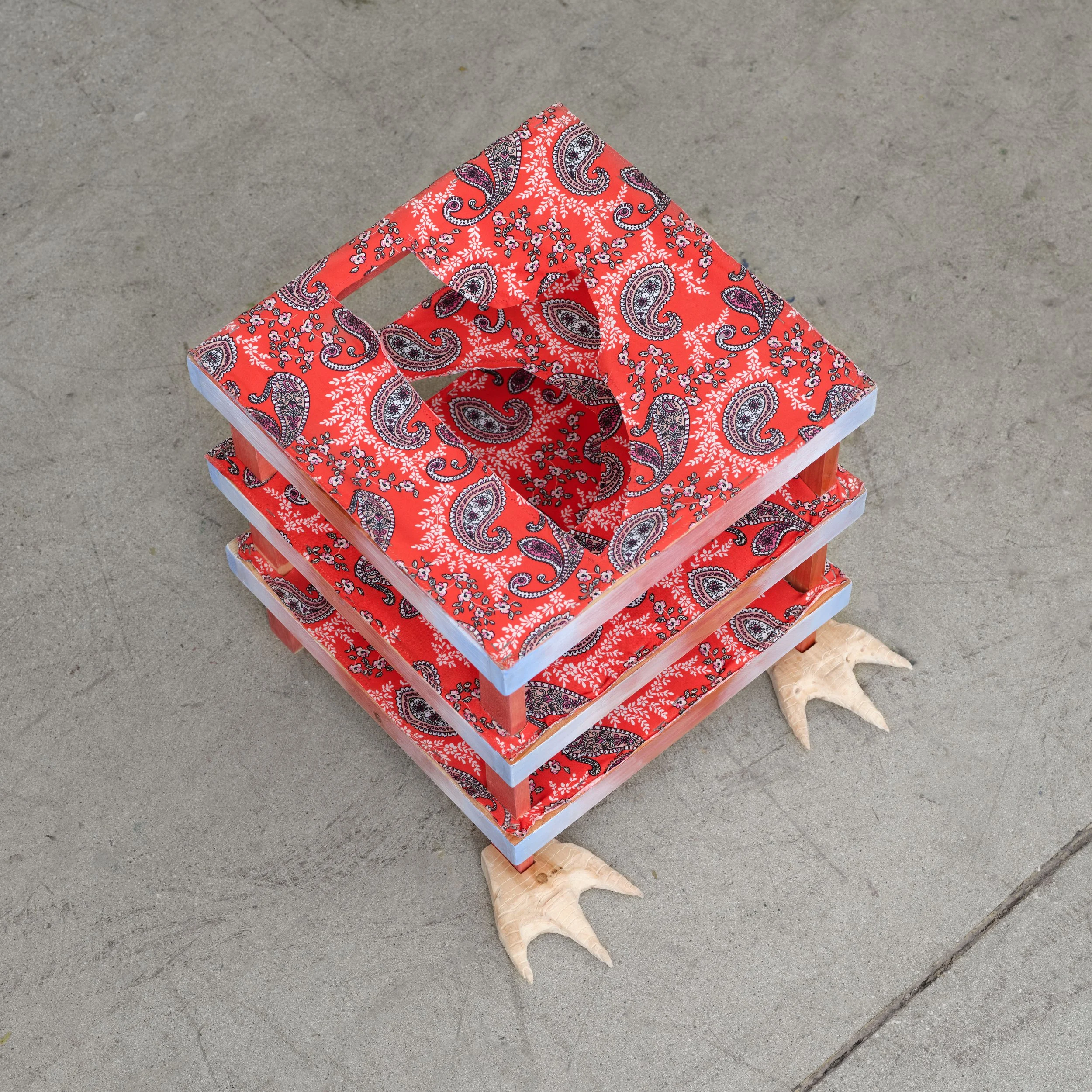 Tierra: Rumbos Pa Dentro, 2025, 15 x 15 x 16 inches. Exhibited in 'Entre Angeles y Huertas' at WolfPack HQ (September 21 - October 19, 2025)