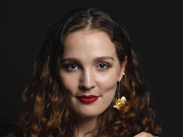 Michaela Larsen, Mezzo Soprano