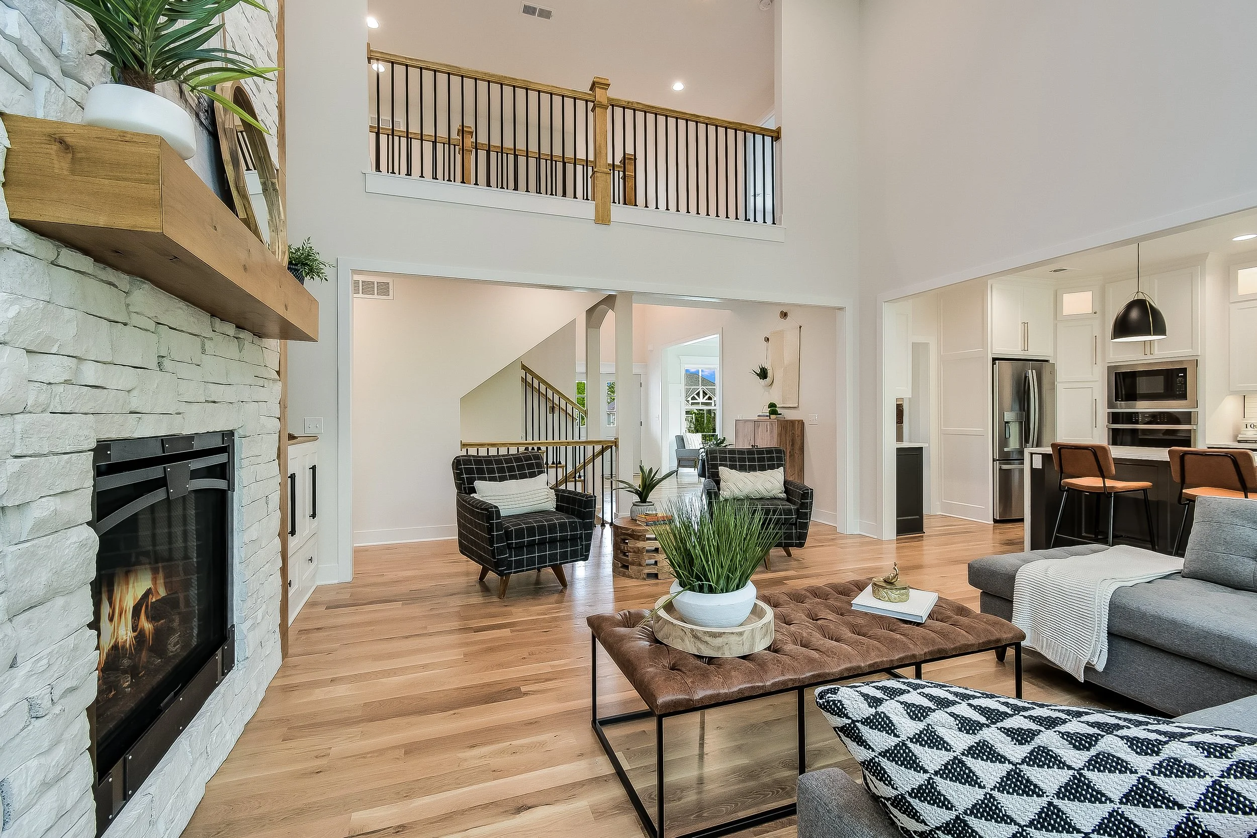 010_73627262.jpg