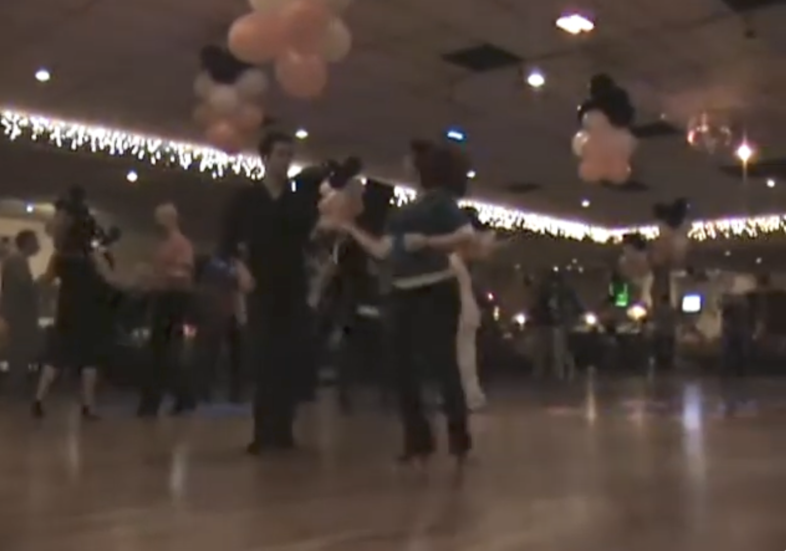 Jordan Frisbee & Arielle Bernstein — West Coast Swing at Goldcoast Ballroom