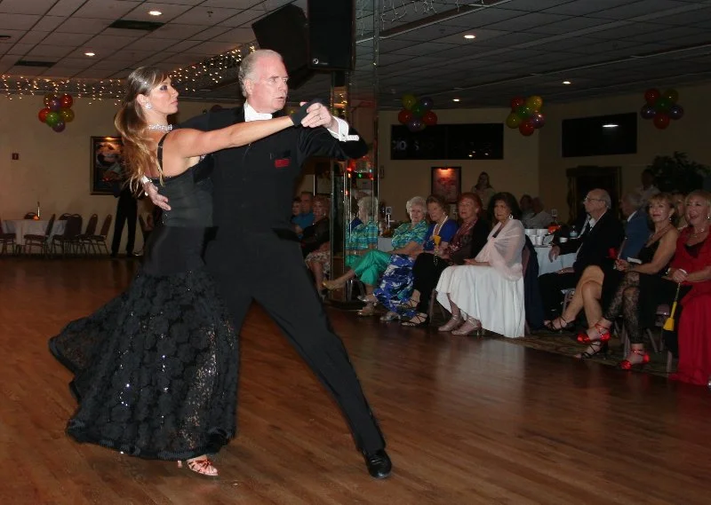 terry-anderson-olga-bogdanov-tango-goldcoast-summer-showcase-july-13-2013-crop.jpg