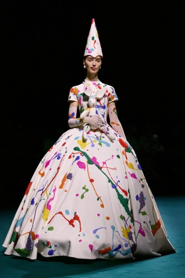 Robert-Wun_fw26_runway_press_look_01-Grande-rqqha16dzt22sgbtfbp2gkq20op3f3qcgaccrkdqug.jpeg
