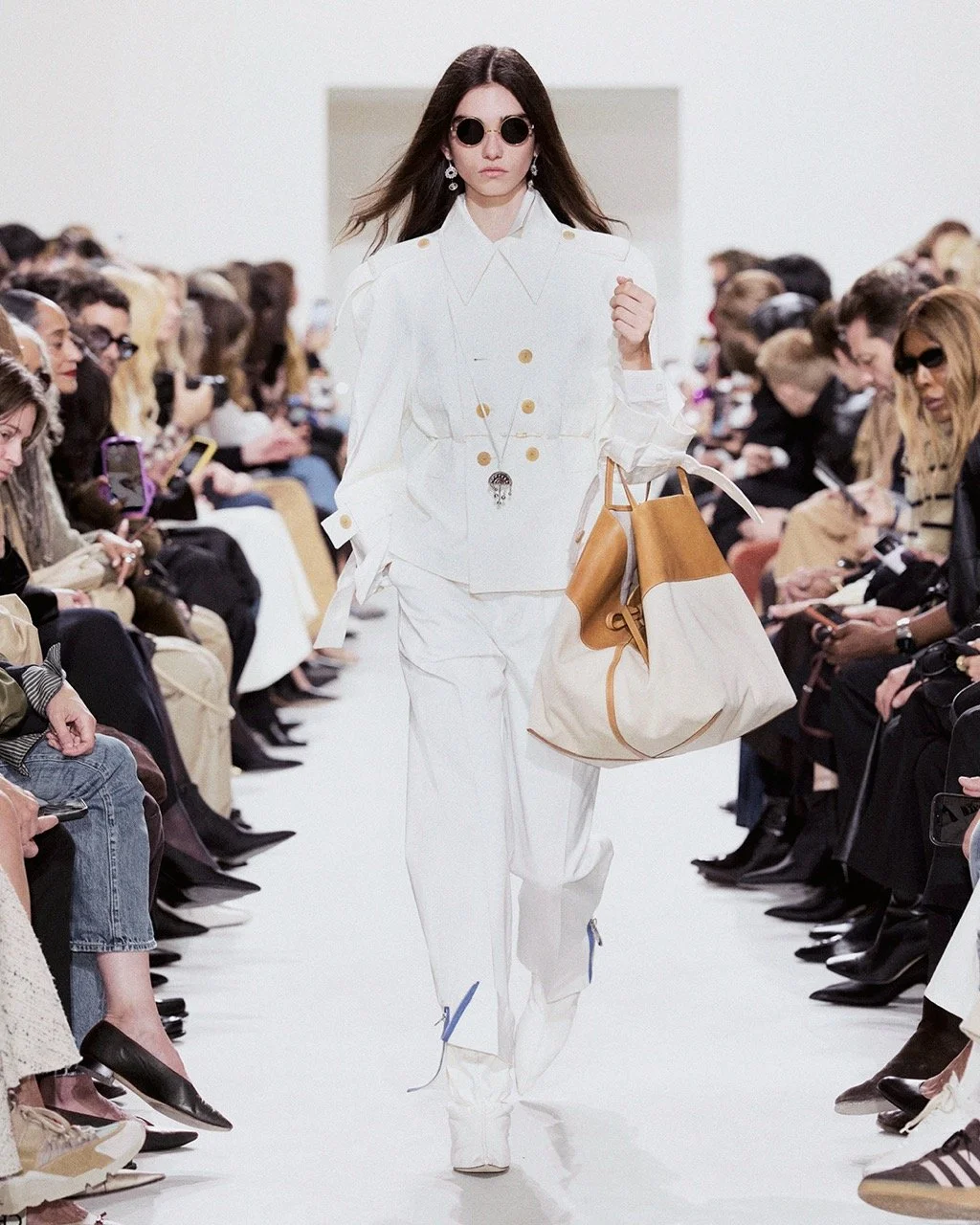 LOOK23 - Grande.jpeg