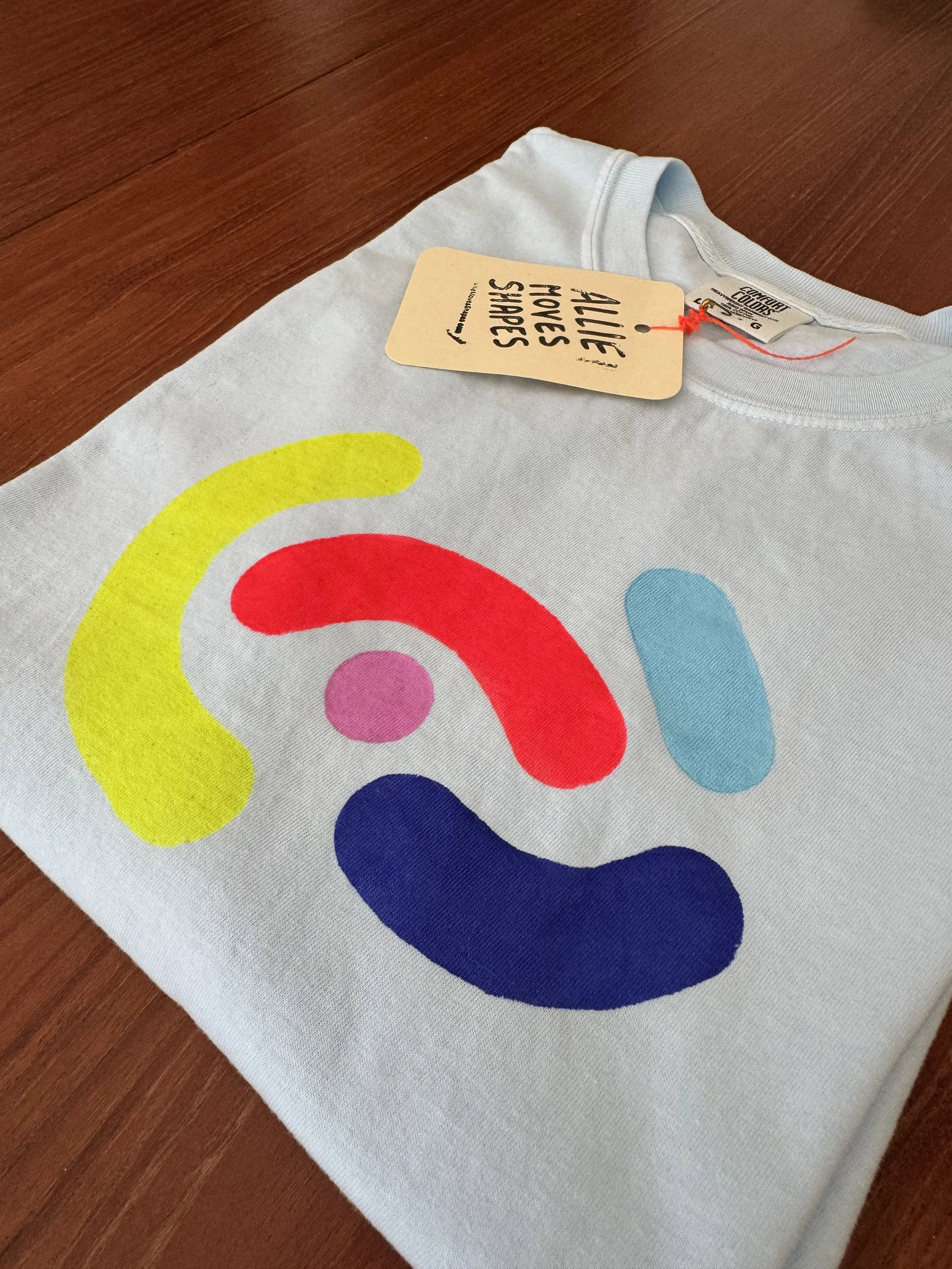 Shape Shirt - blue - large 02 - detail 2.jpeg