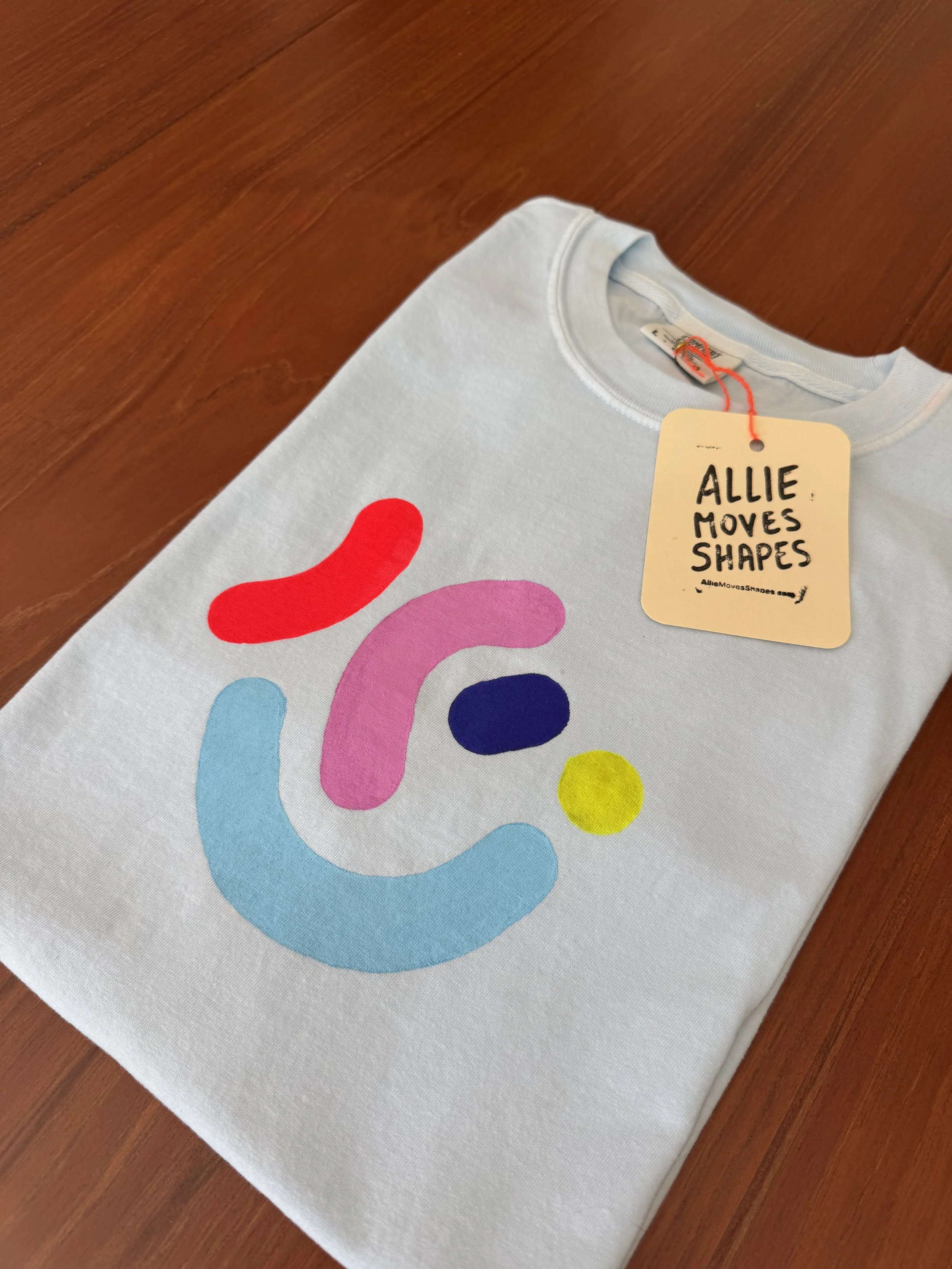 Shape Shirt - blue - large 01 - detail 2.jpeg