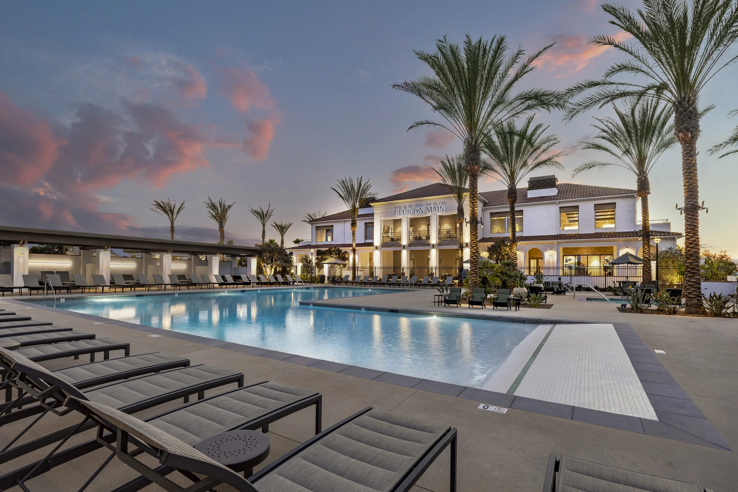 LMC_ClubOnMain_Pool-PM_3622c-11x8.jpg
