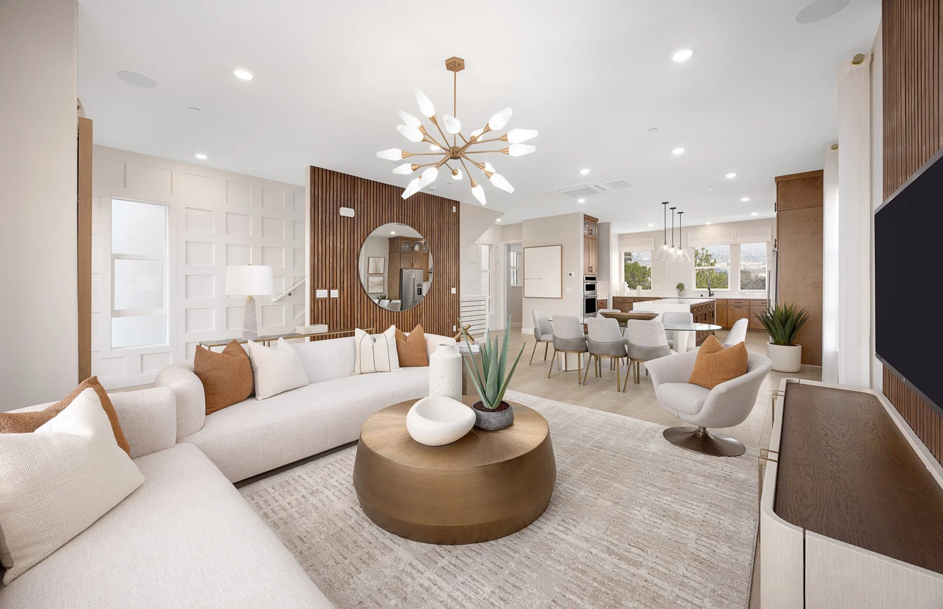 Pulte_ElevateAtTheHeights_Plan2-Greatroom_8578a-1920x1240.jpg