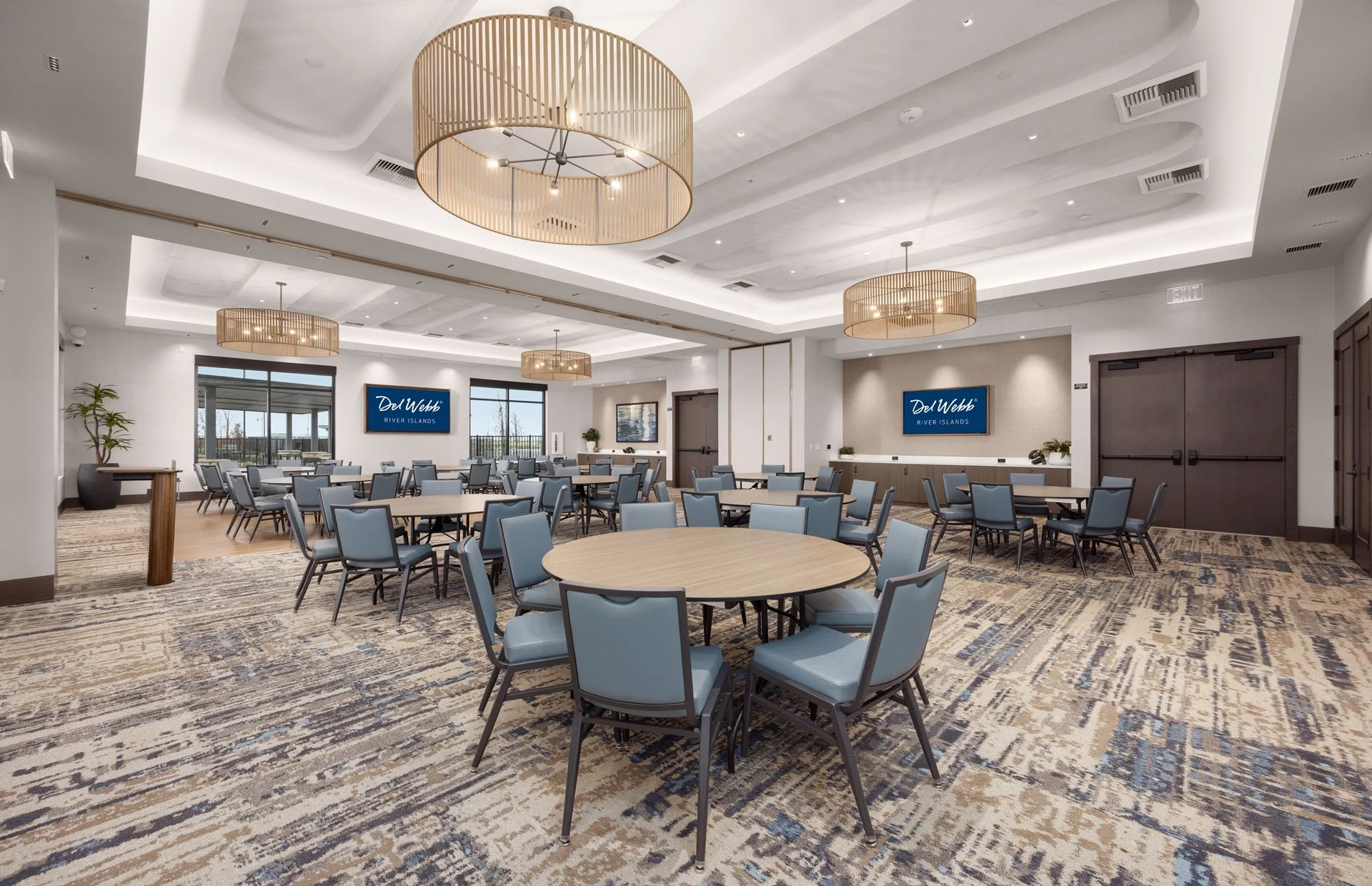 Pulte_DelWebbAtRiverIslandAmenity_Clubhouse-MultPurposeRoom2&3-3_6011a-1920x1240 (2).jpg