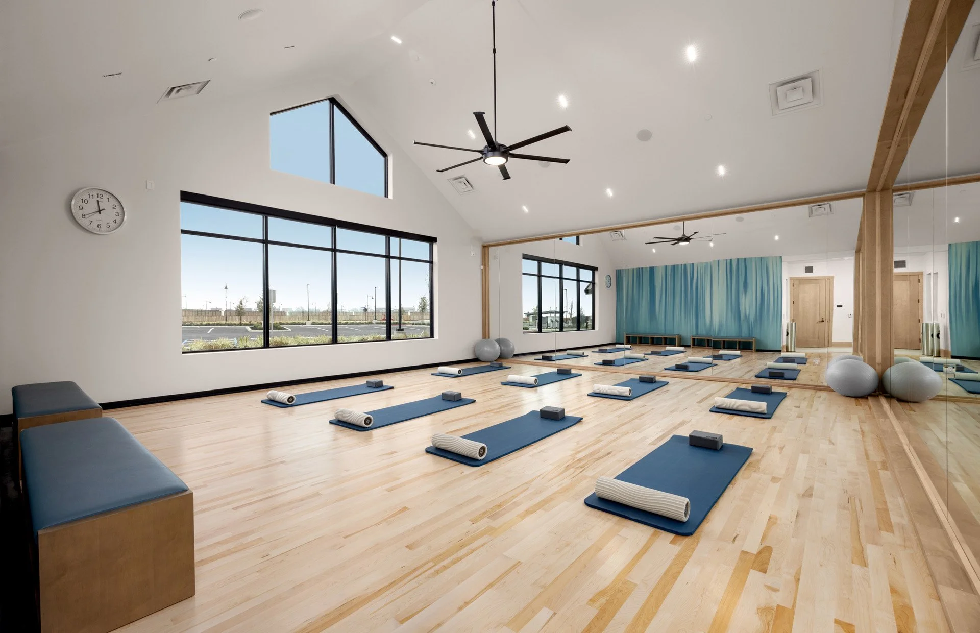 Pulte_DelWebbAtRiverIslandAmenity_Clubhouse-YogaStudio_5397a-1920x1240 (2).jpg