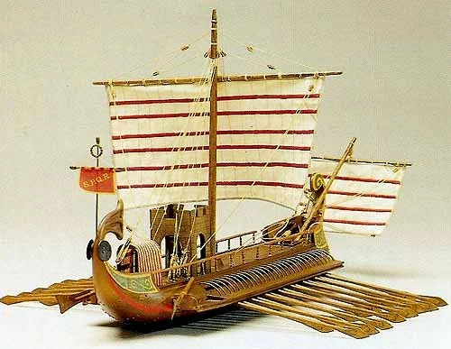 Caesar Birreme Romano (4).jpg