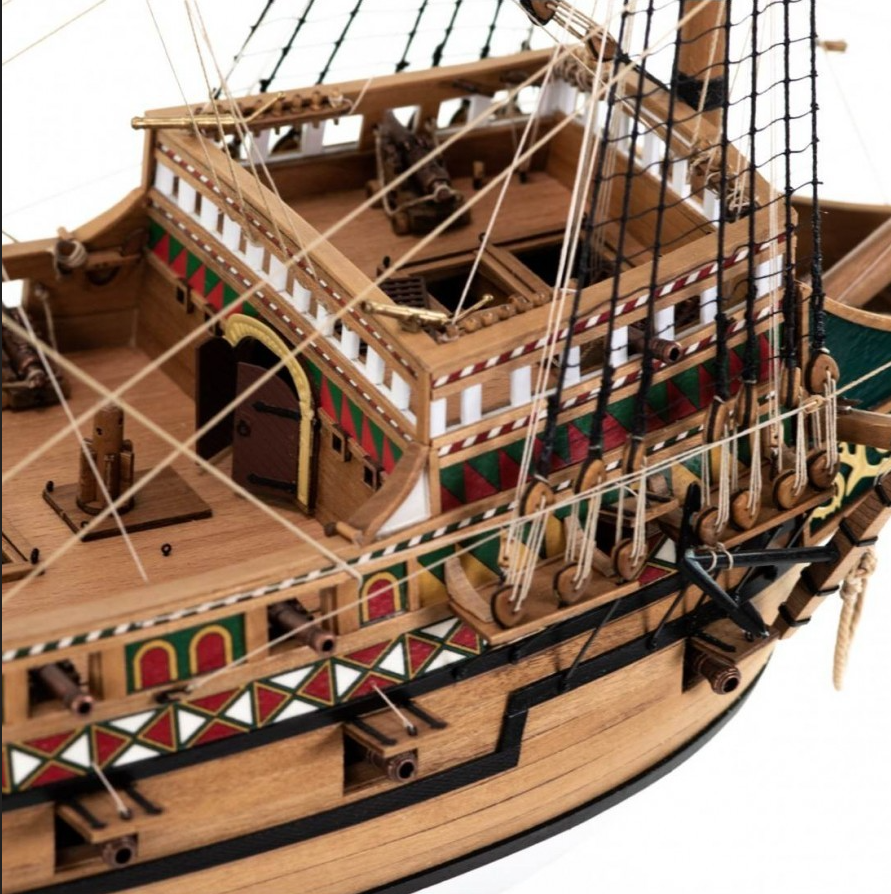 HMS Revenge (3).png