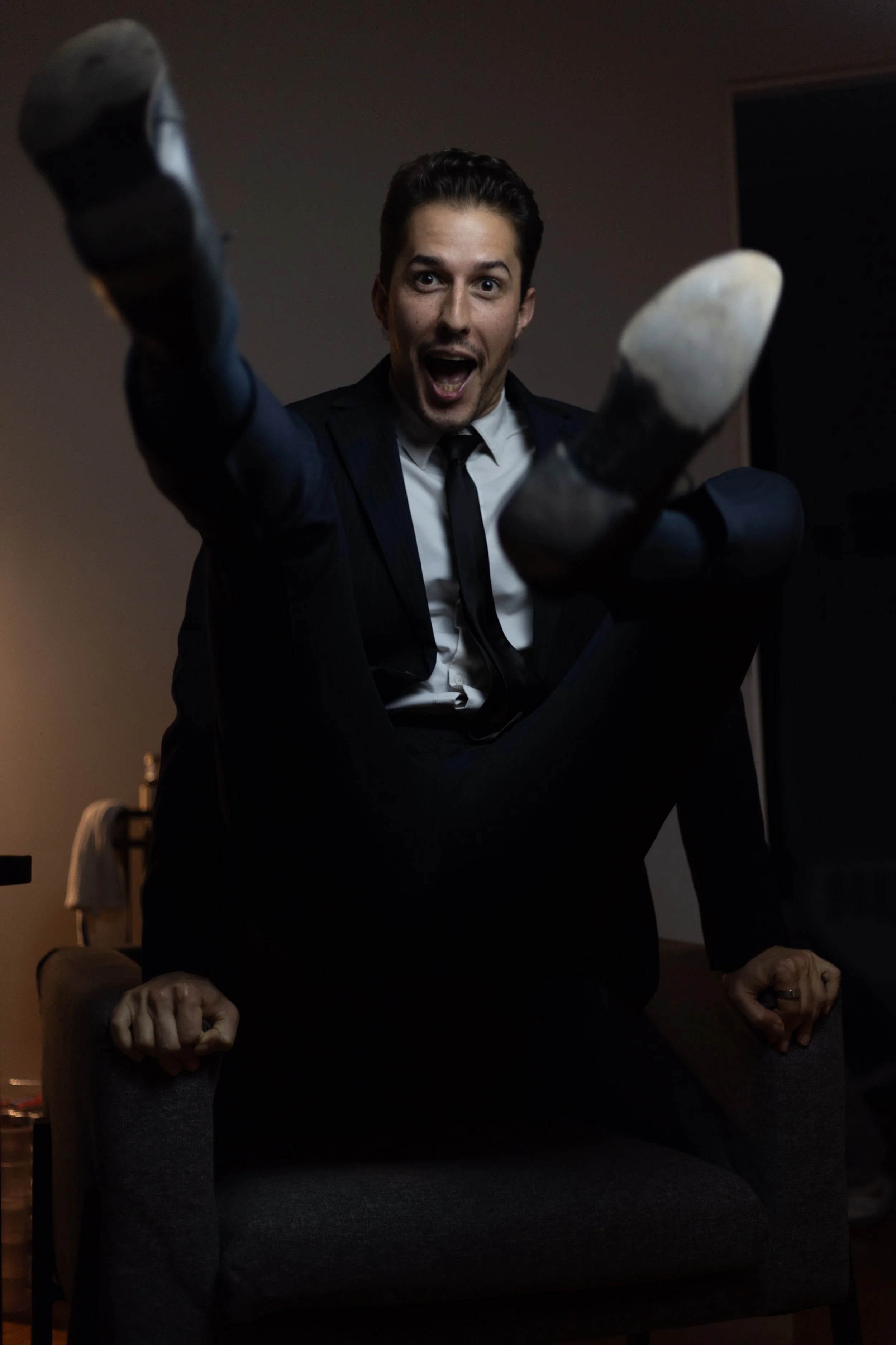 chair kick!.JPG