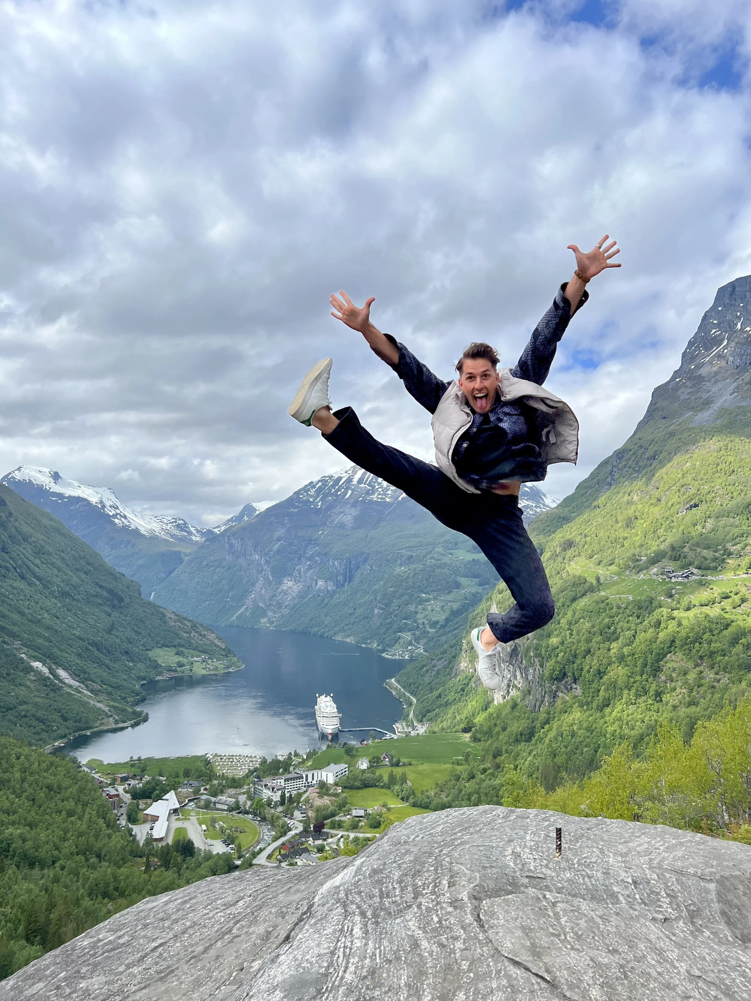 Fjord Hopper.JPG