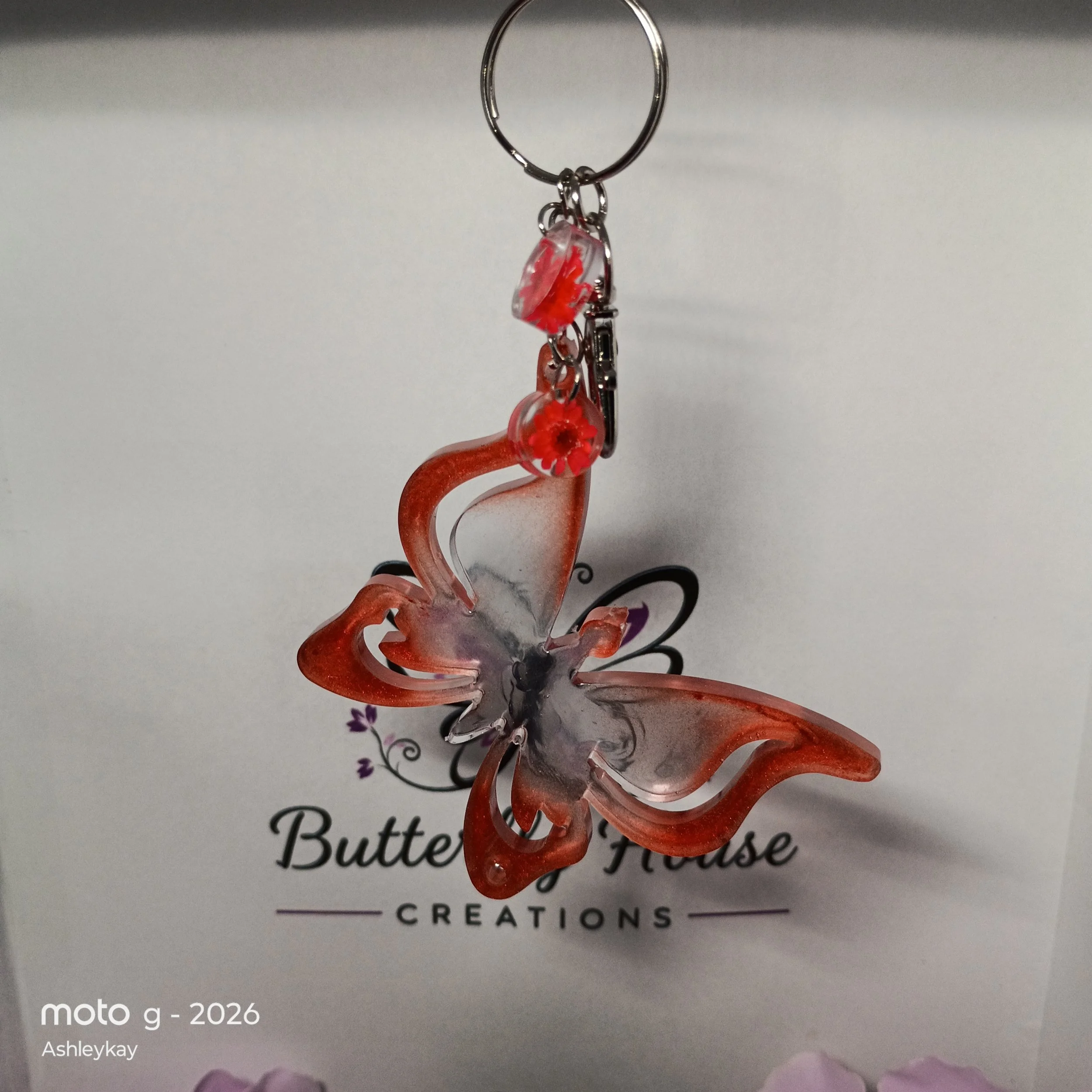 C1 Crimson Courage – Handmade Floral Resin Butterfly Keychain