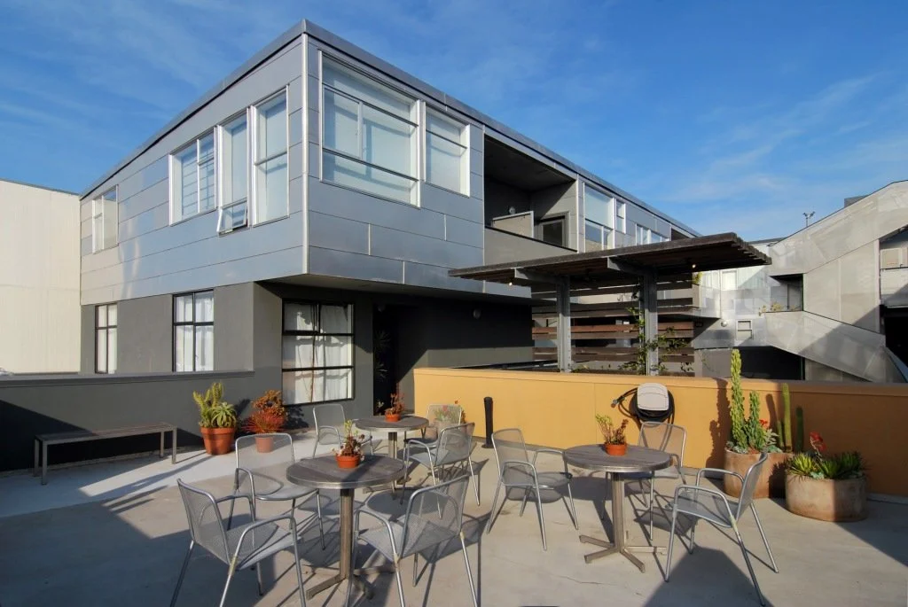 6501 San Pablo Deck.JPG