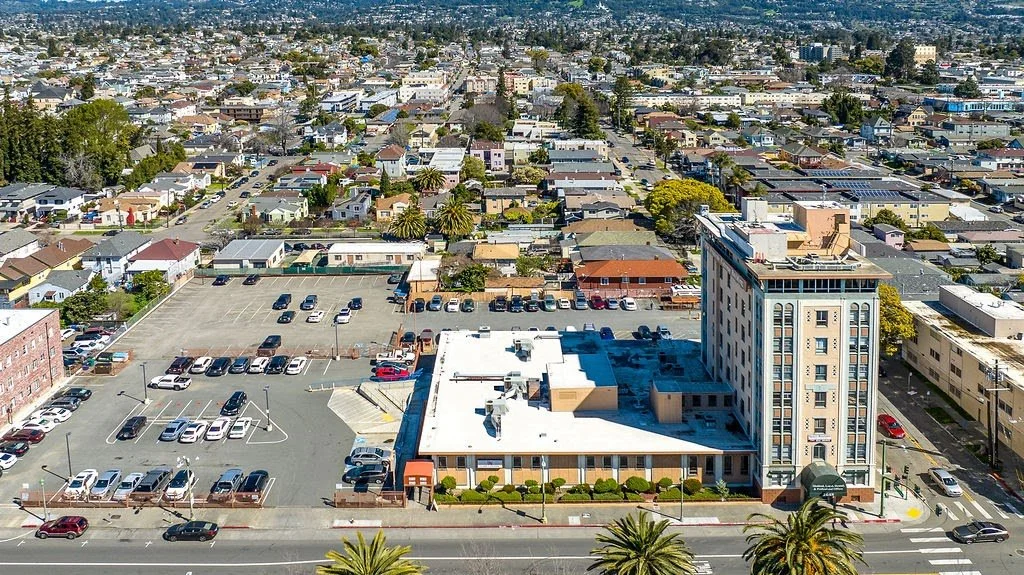 Fruitvale Gateway