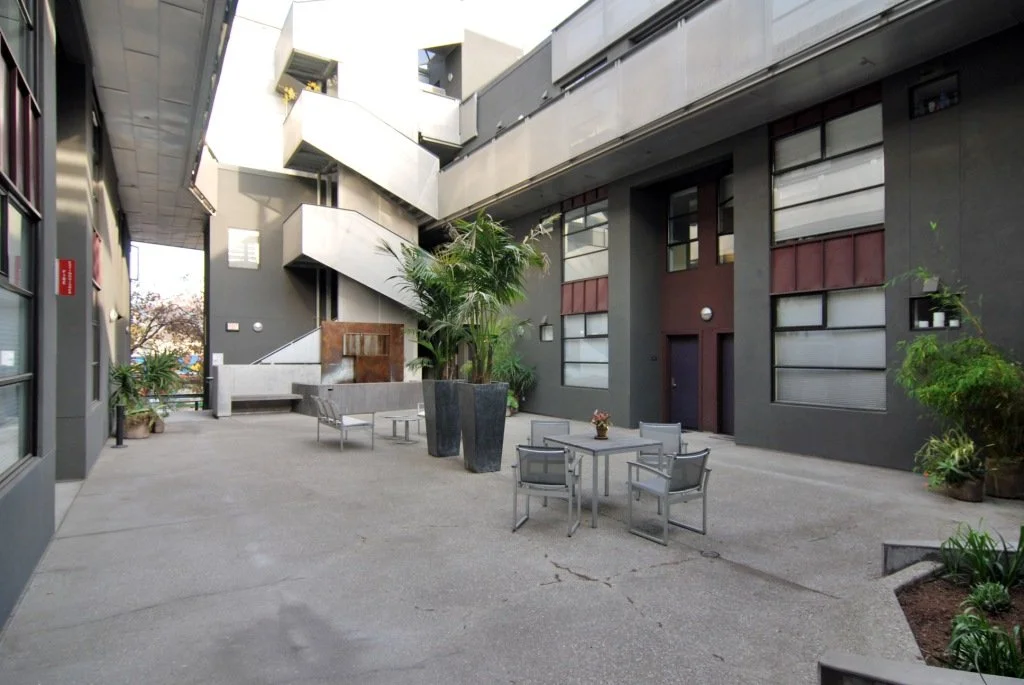 6501 San Pablo Courtyard 2.JPG