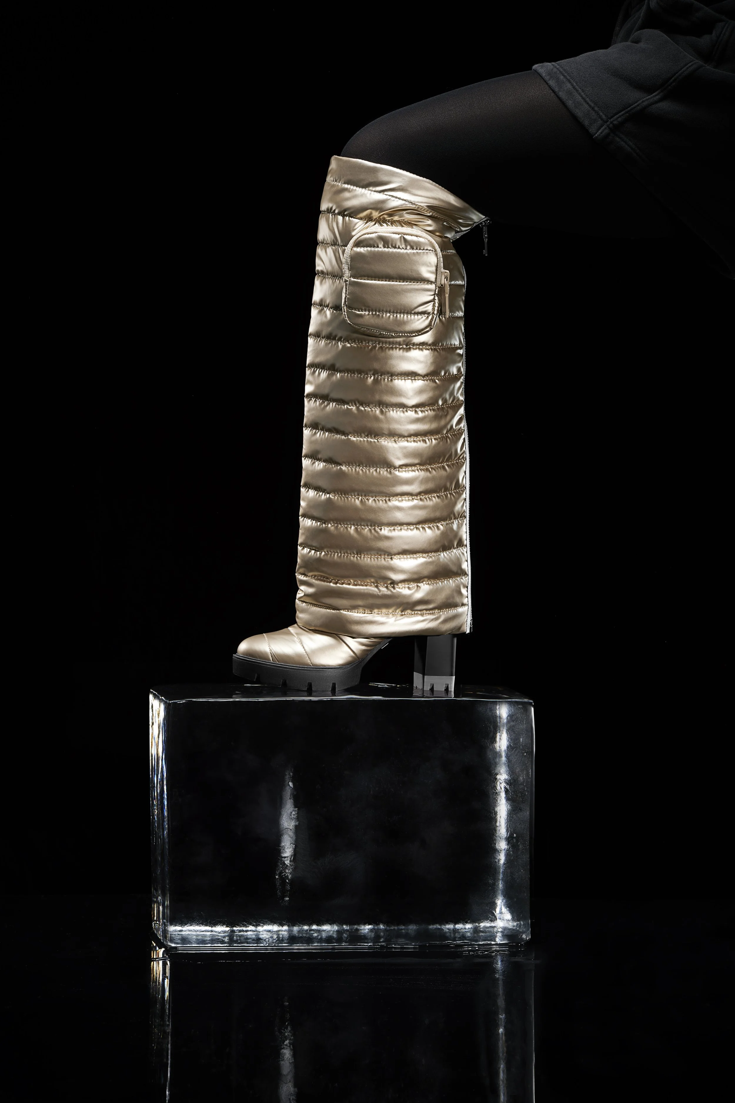Think_Royland-Tall_Puffer-Gold-On_Fig-HERO.jpg
