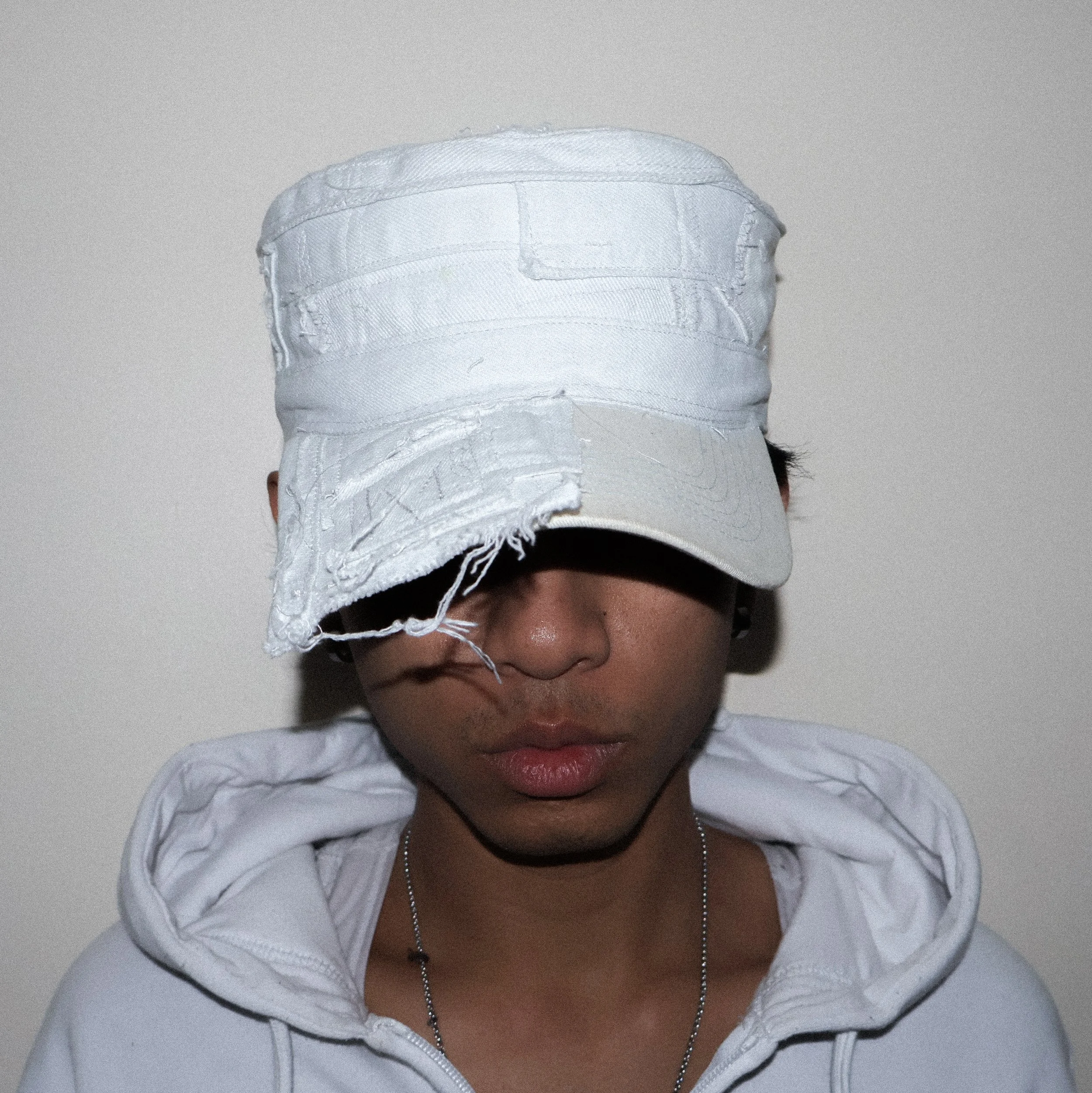 KINGZ1 - WHITE GLINT ( CADET HAT )