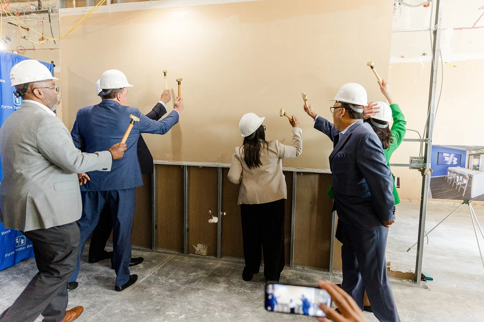 {Fifth-Third--Groundbreak}_{Avondale}_0071.jpg
