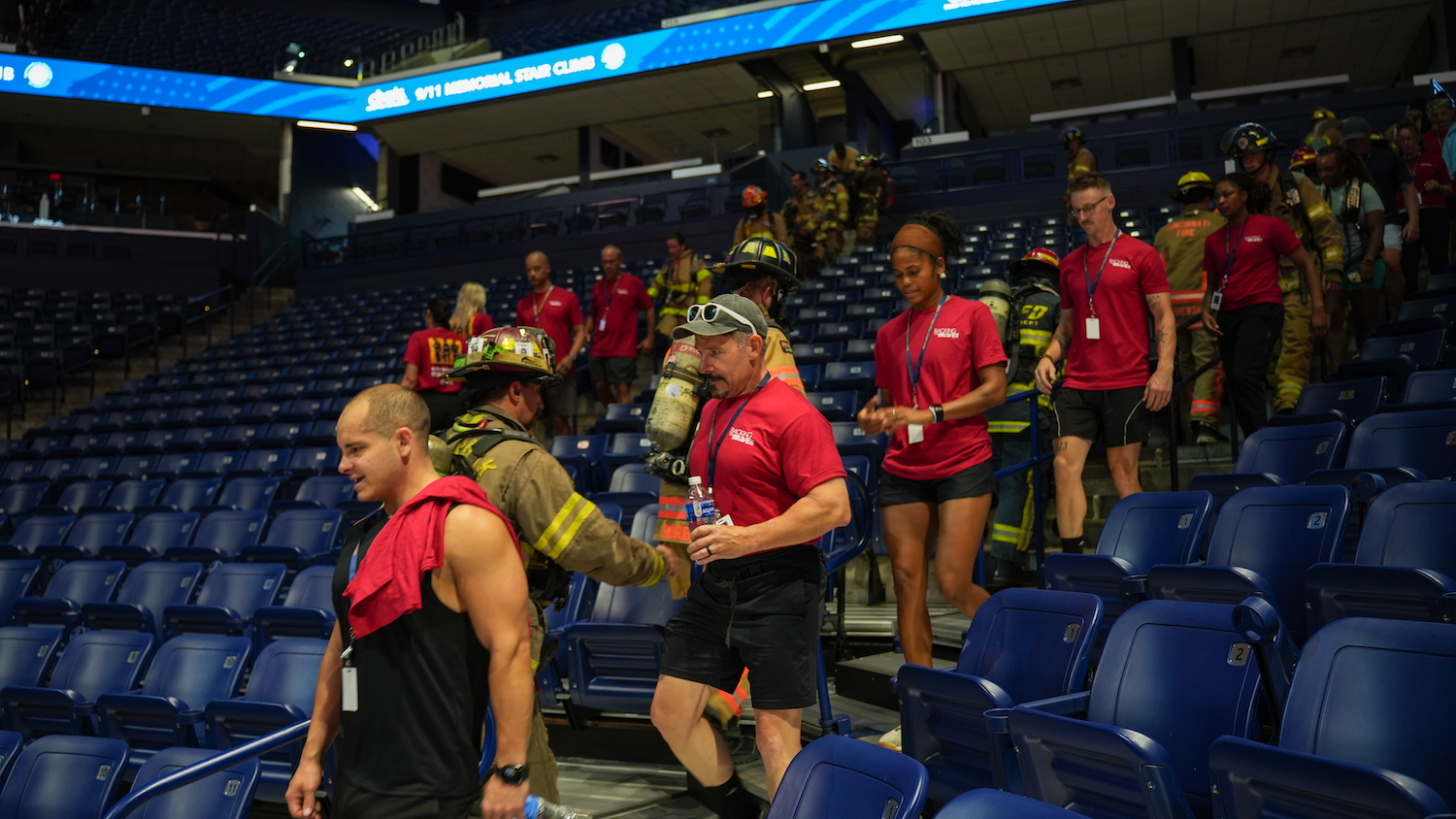25_CintasStairClimb_41.png