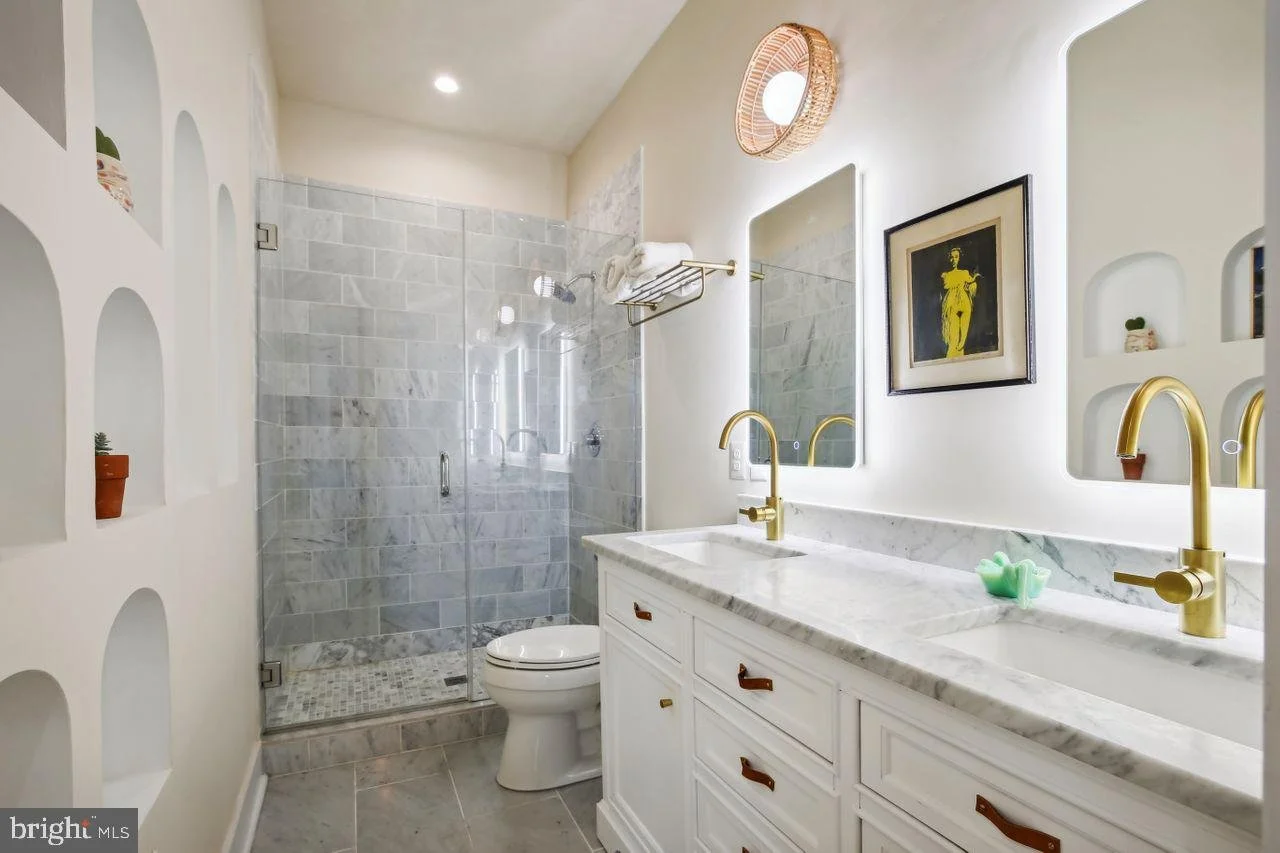 23-3912-8th-st-nw-ph2.jpg