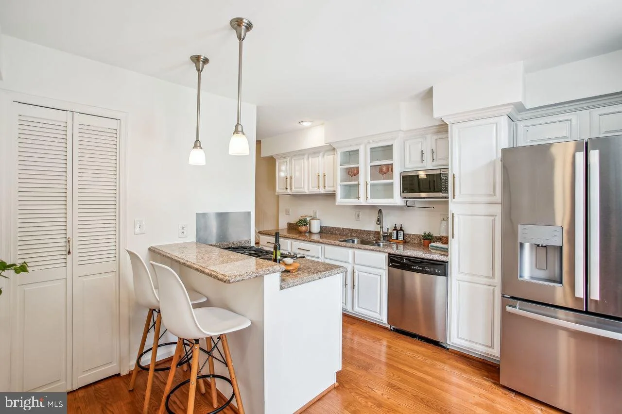 18-336-6th-st-se.jpg