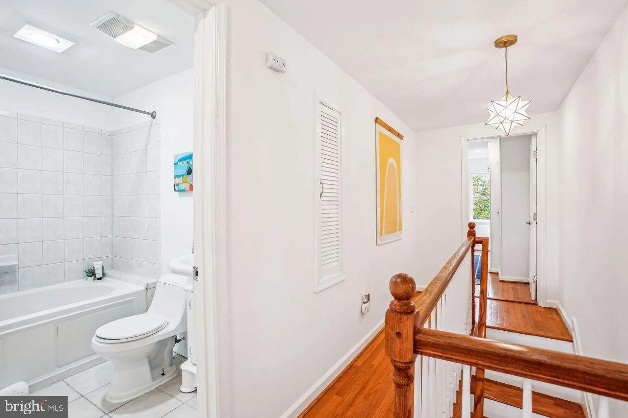 19-336-6th-st-se.jpg