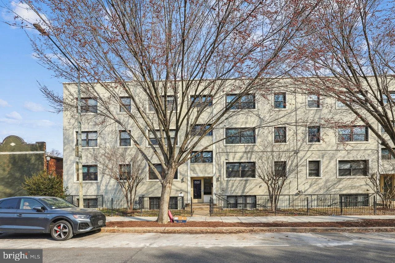 1520 INDEPENDENCE AVENUE SE 202 WASHINGTON, DC 20003