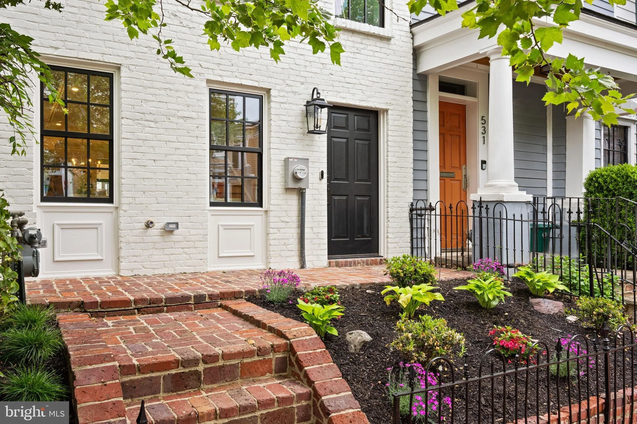 03-533-6th-st-se-renovated.jpg