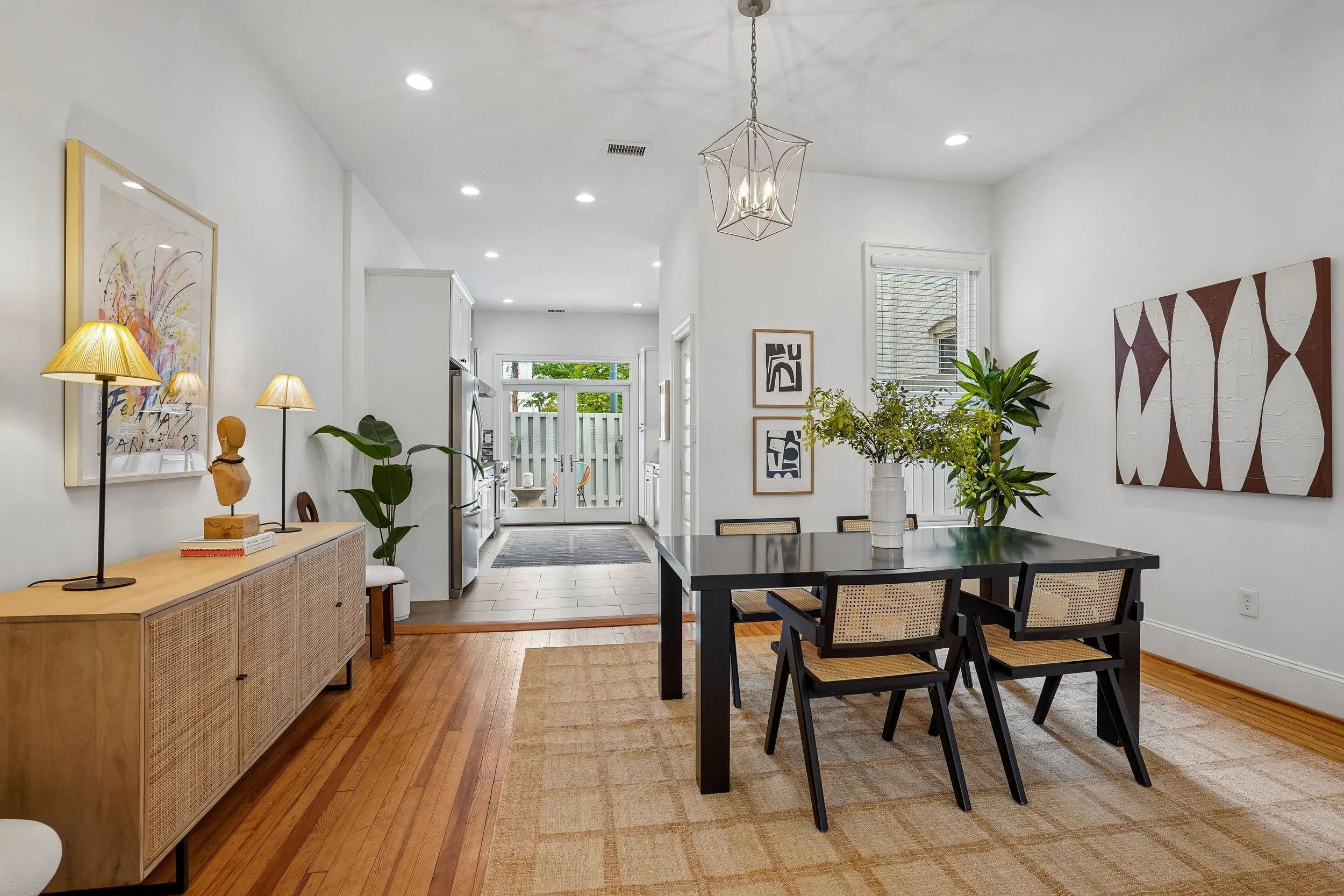 03-dining-room.jpg