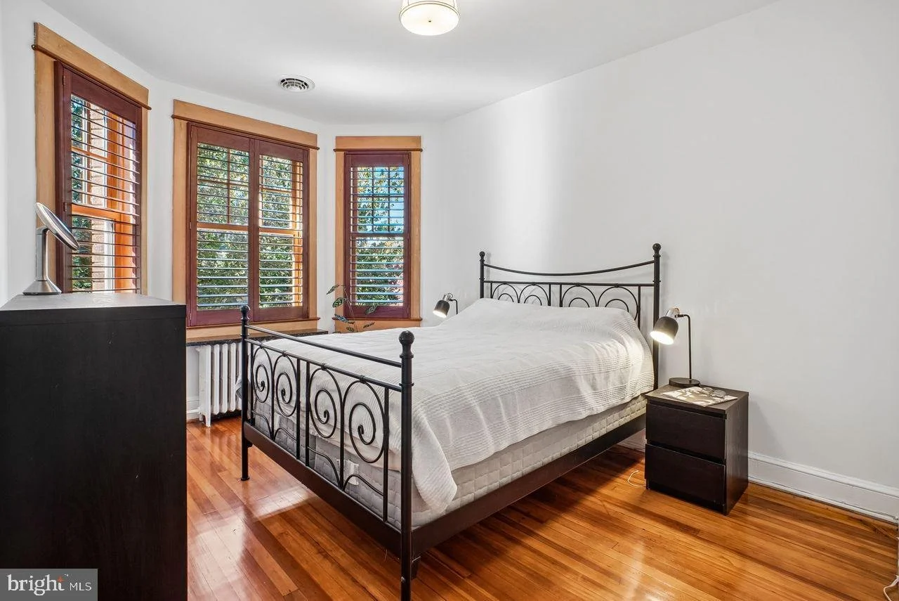 27-511-7th-st-ne.jpg