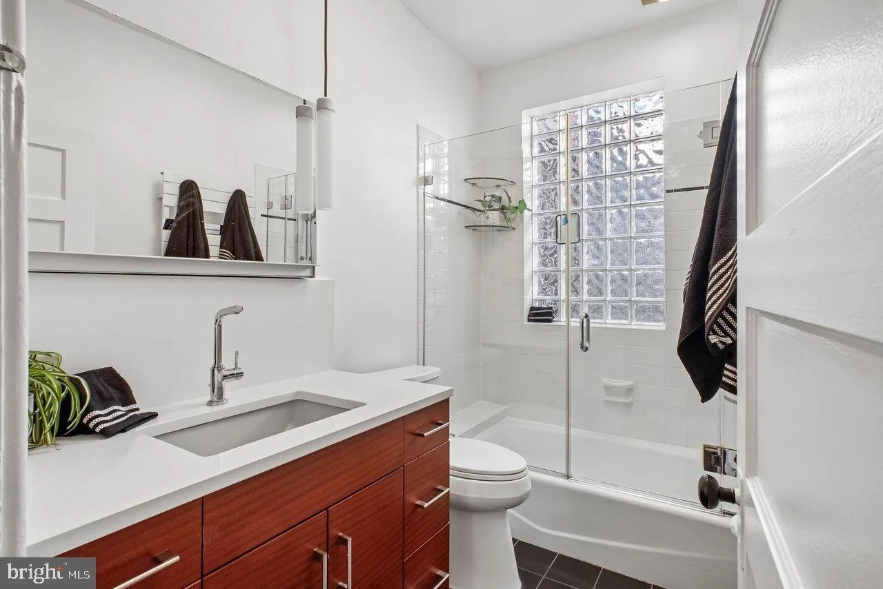 30-511-7th-st-ne.jpg