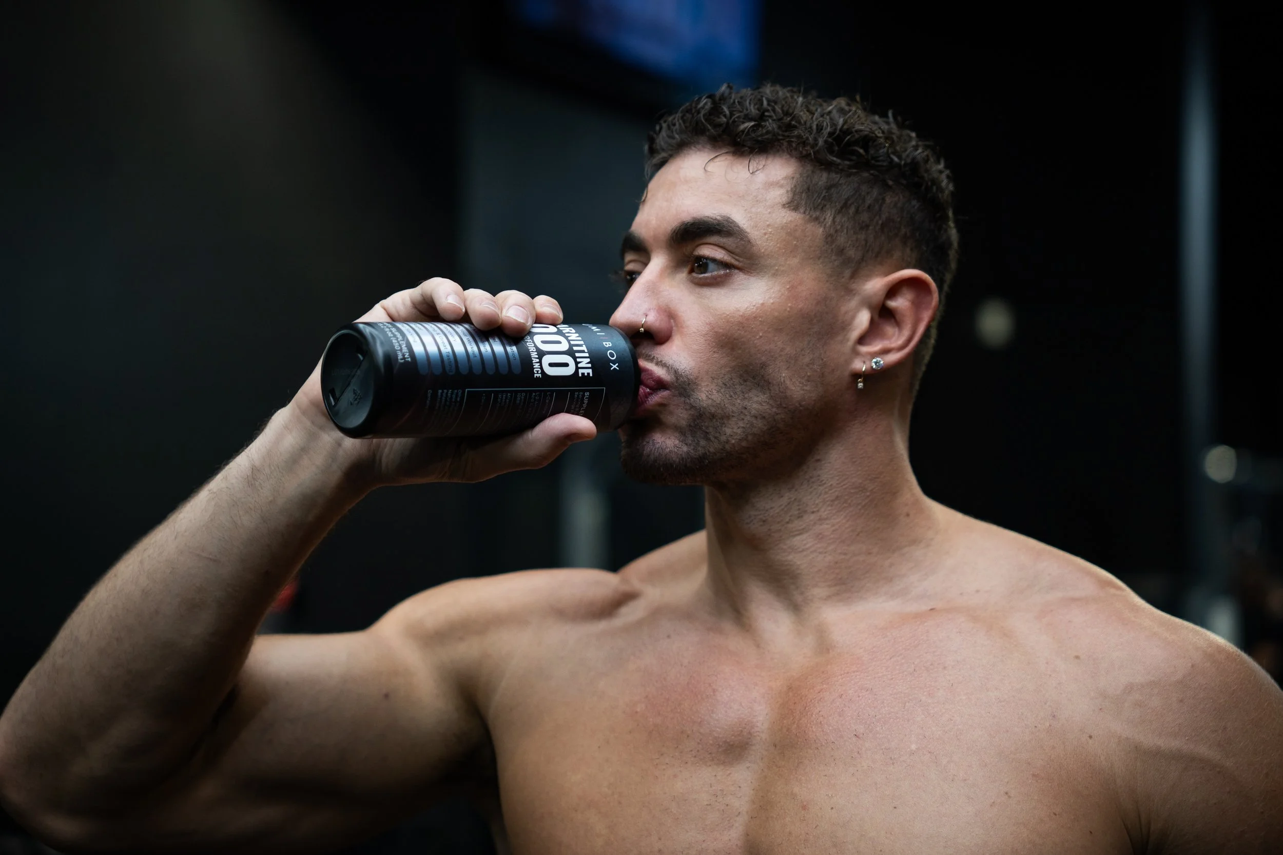 The work is personal. The commitment is daily. 🖤

Early mornings. Heavy sets. One more rep when you want to quit. Bring BLUMIIBOX L-Carnitine into your routine and keep showing up for the goals you set.
Your next chapter starts with your next move. 
