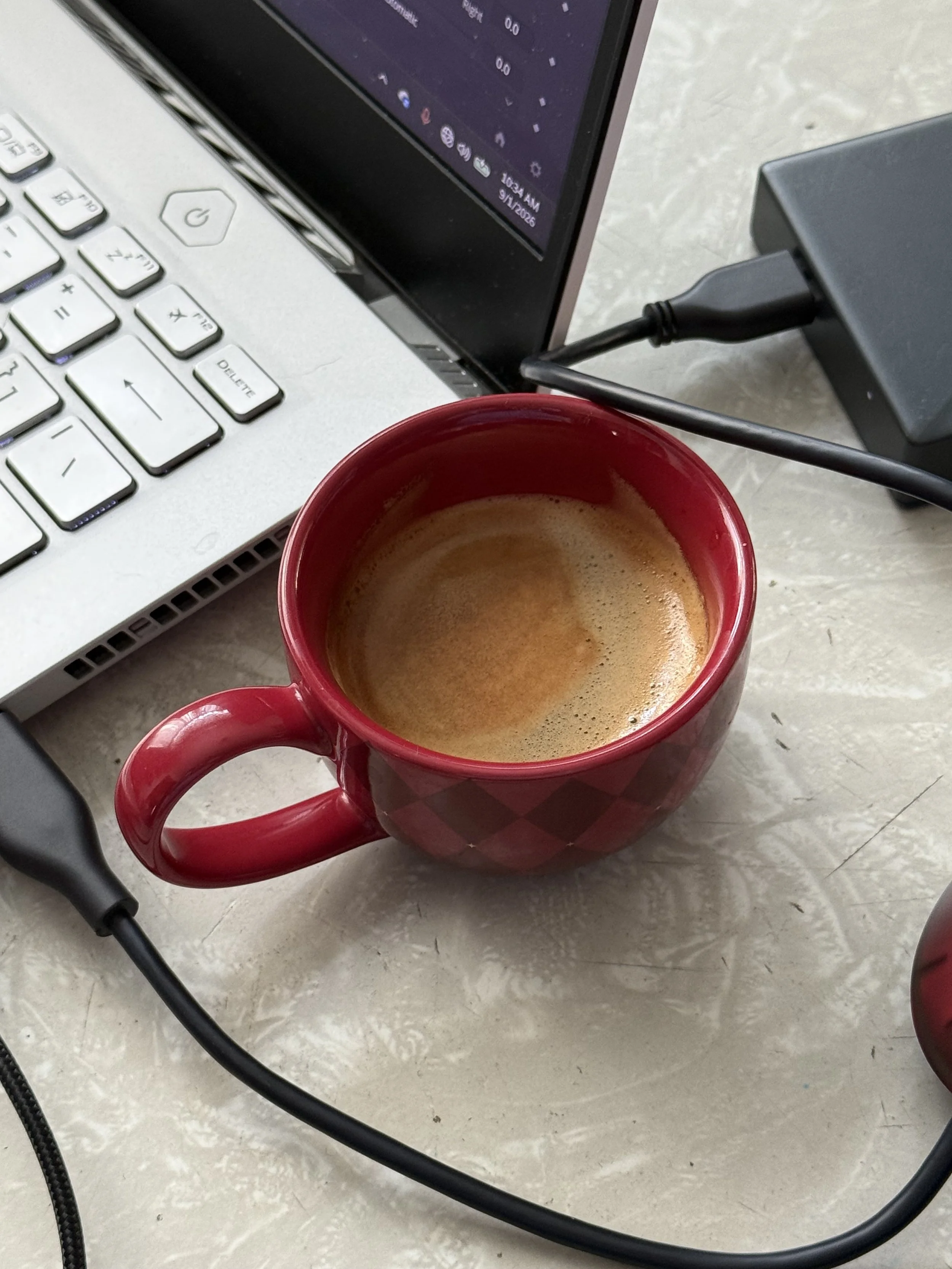 back home at my parent's house, mommy makes me shots of espresso in the morning when I stay, then we usually go to the gym or shopping I love going back home :)