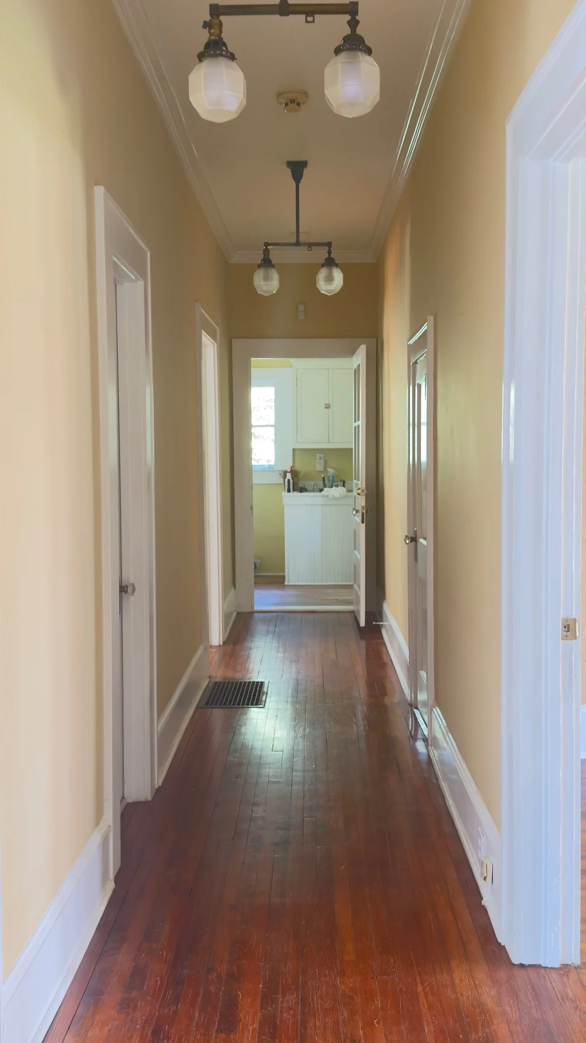 hallway-pintura-pisos-1.jpg