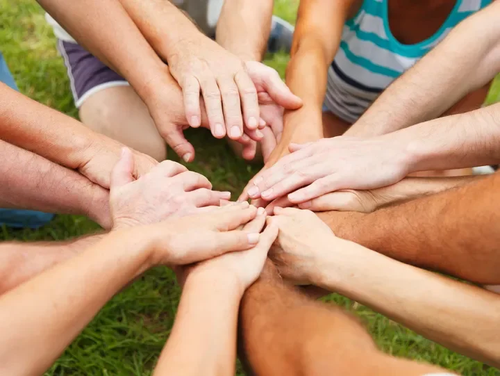 Family and Friends® CPR AED-Hands only CPR