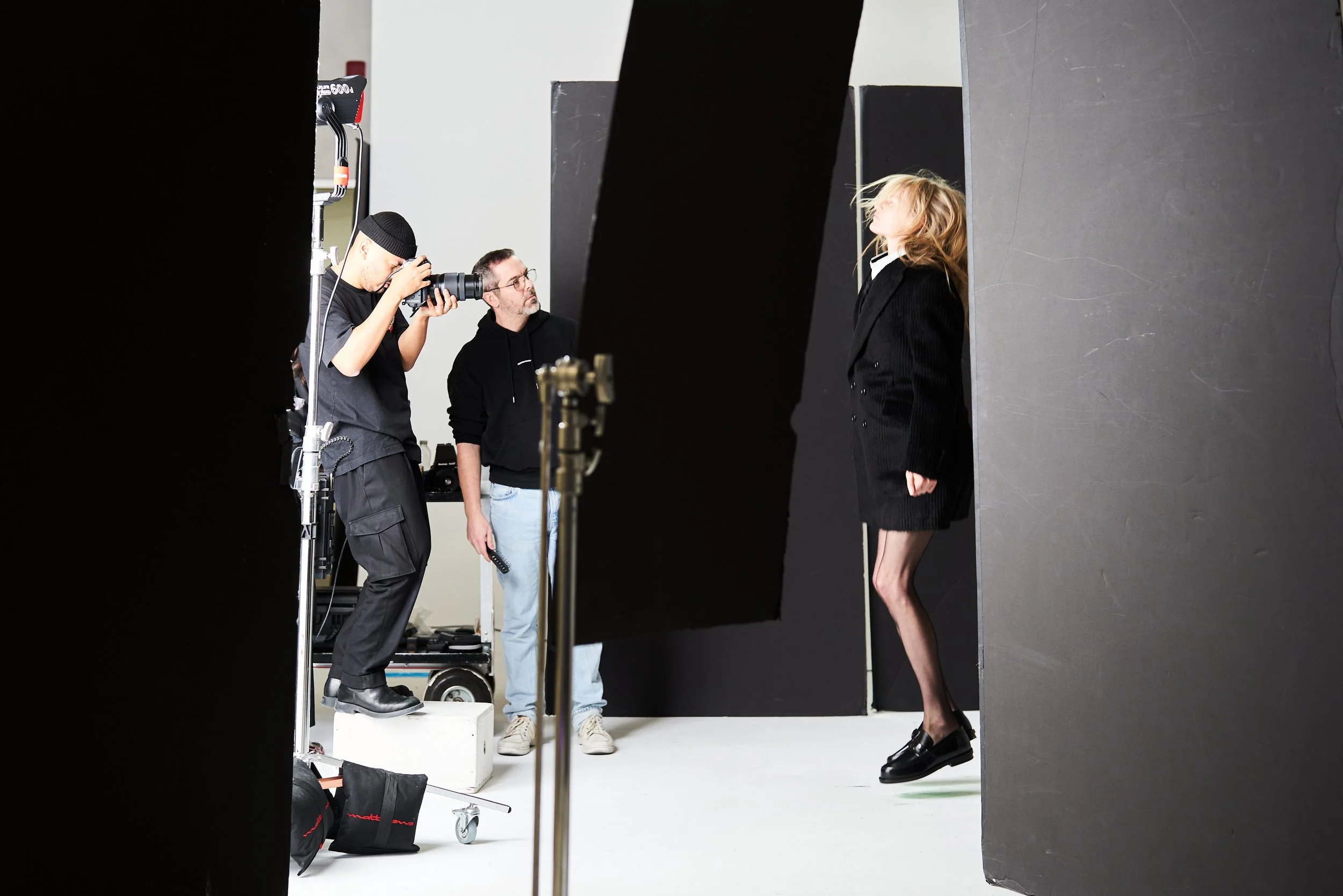 BTS of Kirsten Owen for Vogue Portugal 