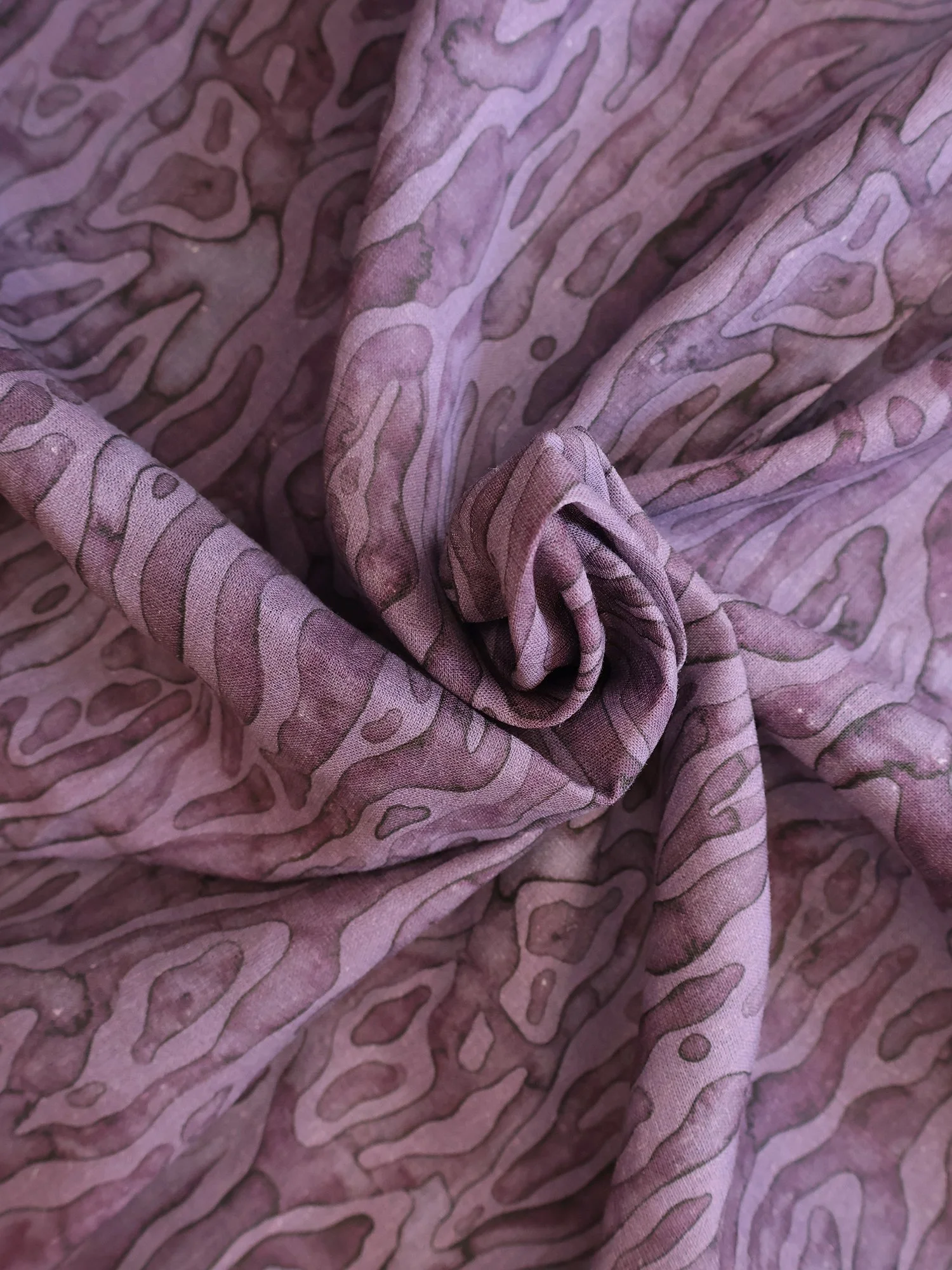 linen fabric hand-painted print Moiré Mauve Ellen van Engelen