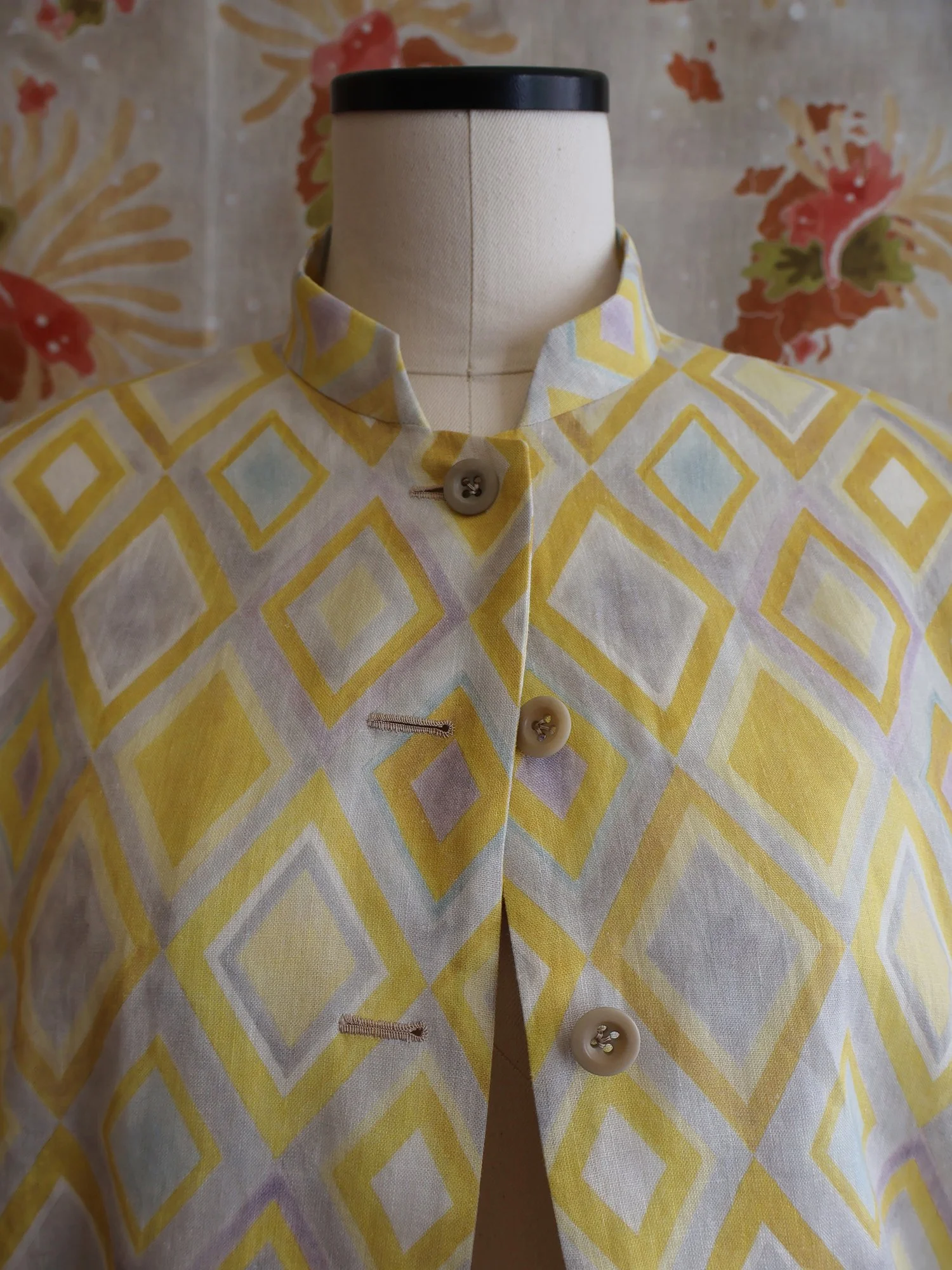 Linen vest hand-painted print Ellen van Engelen hand sewn buttonholes