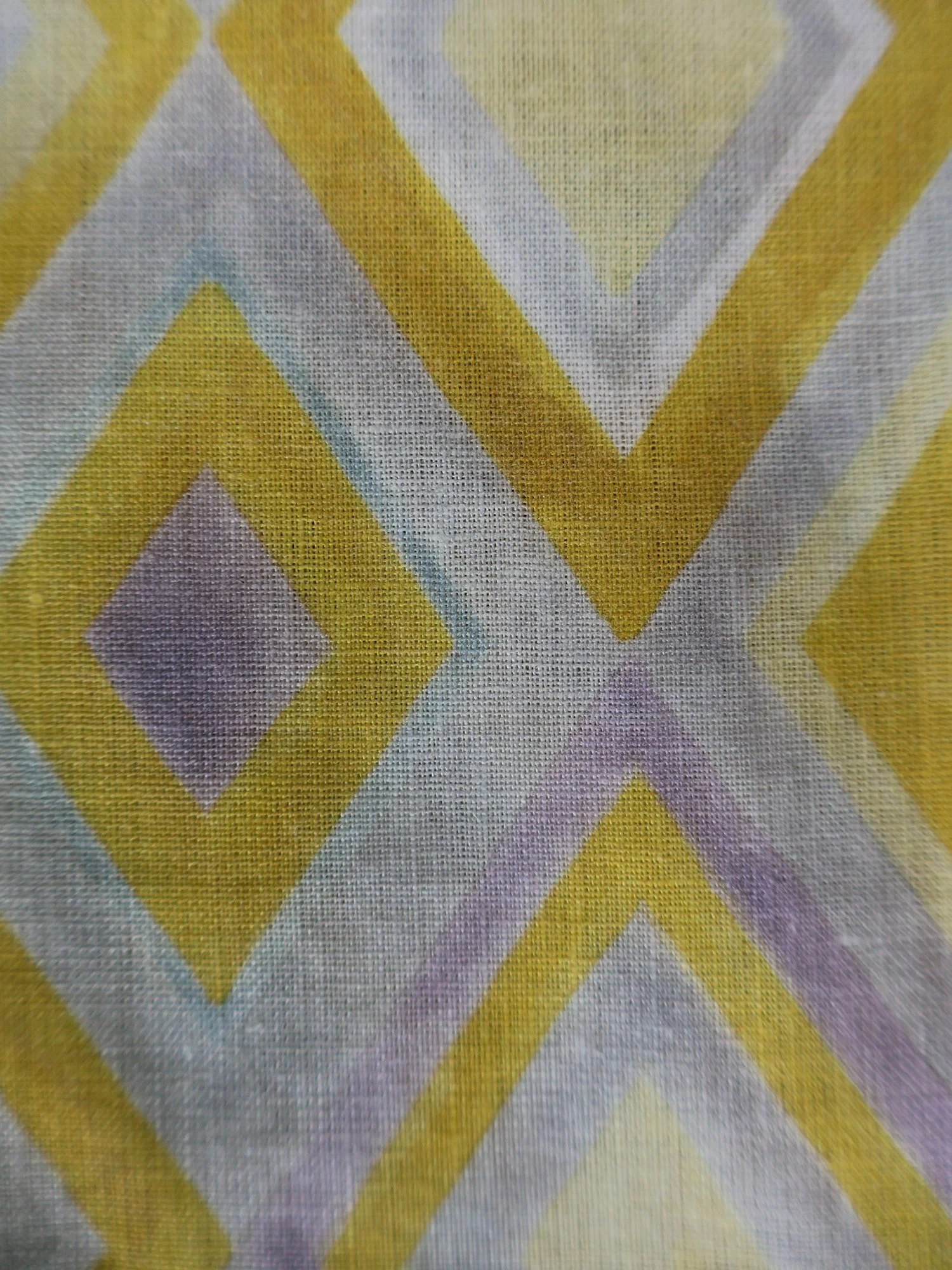 linen fabric hand-painted print Vague Diamonds Ellen van Engelen