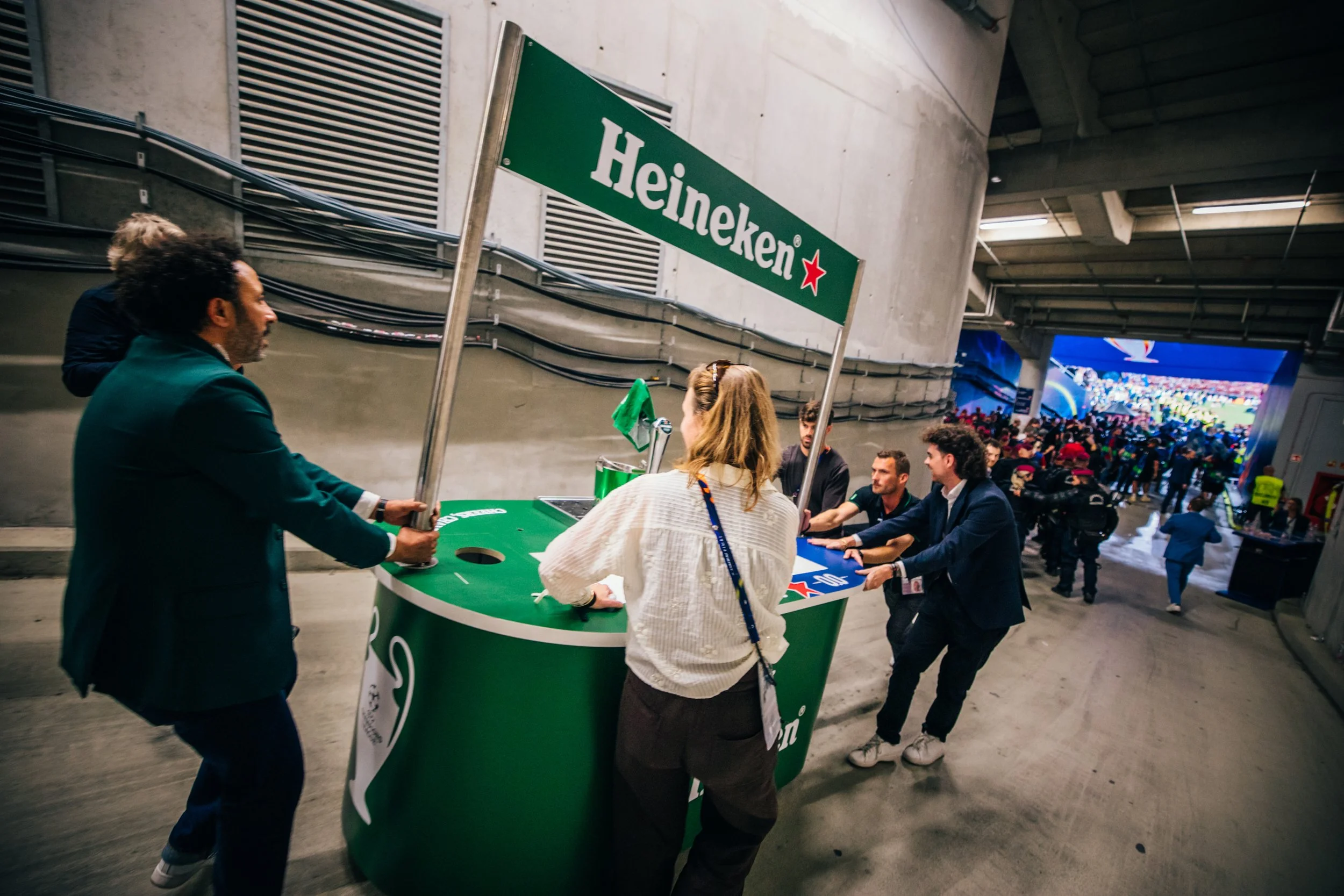 UCLBudapest_Heineken_SetVexy_SVC_3746.jpg