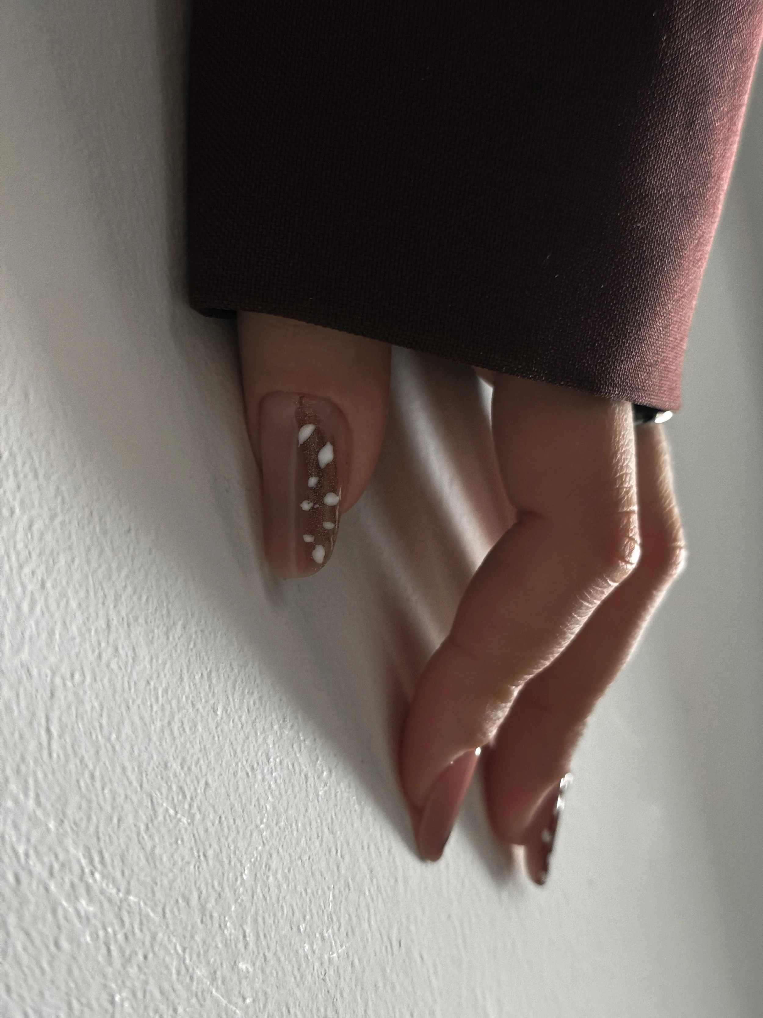 Bambi Nails, un design și un trend pe care nu trebuia să &icirc;l ratez. Evident reinterpretat &icirc;n varianta mea. 

Ce-i drept m-am jucat mult cu patternuri de animal print și am &icirc;nceput să descopăr ca le ador. Poate e de la vreme, poate e 