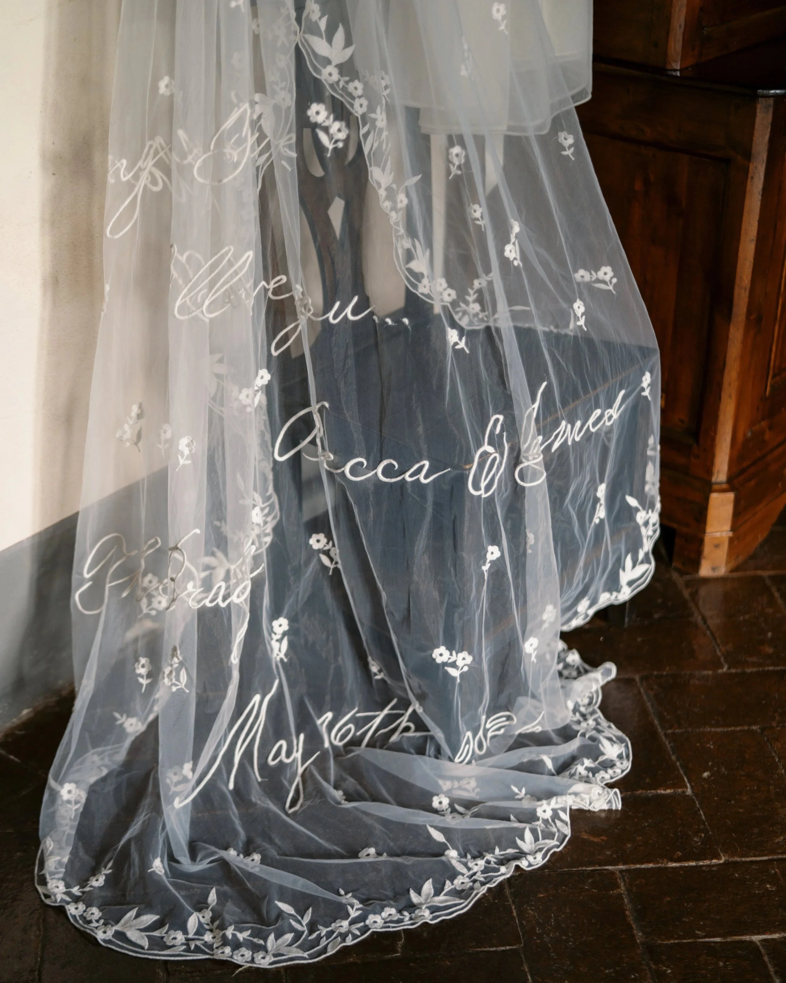 Custom wedding veil featuring romantic script inspired by the stationery designed for Becca and James’s Tuscany wedding.
