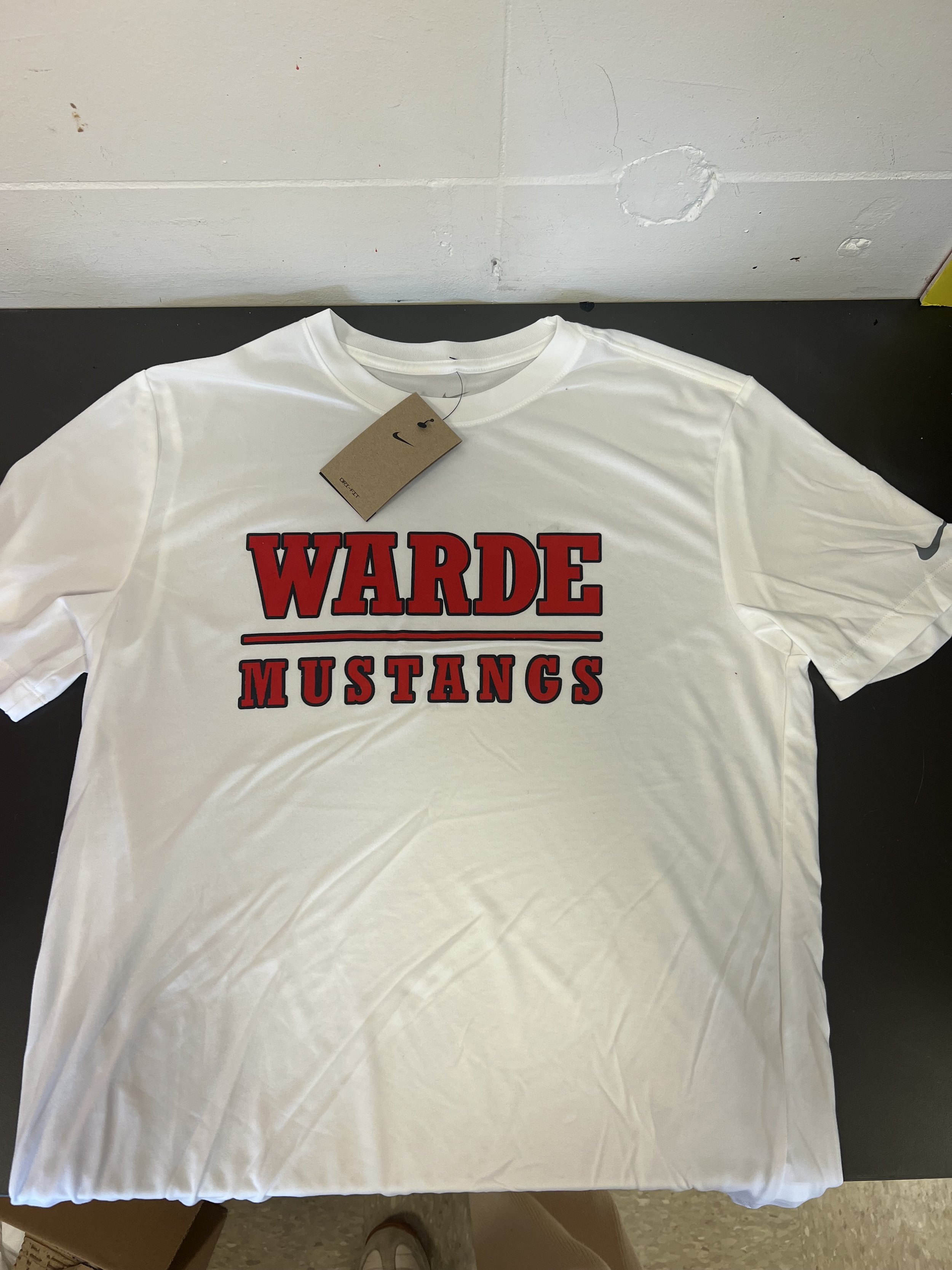 NEW!  White Nike Dri-Fit Performance T-shirt