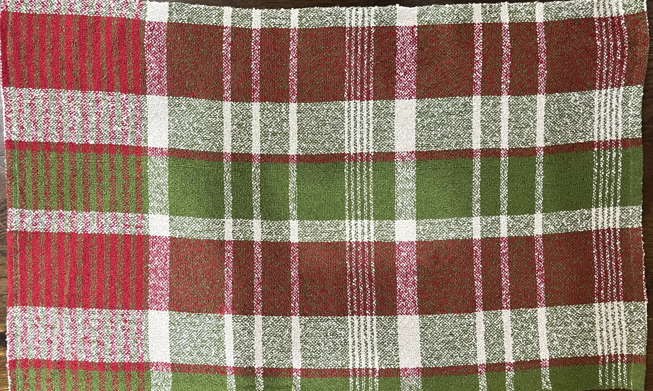 Holiday Plaid. #4
100% Cotton Boucle
approx. 18 x 26