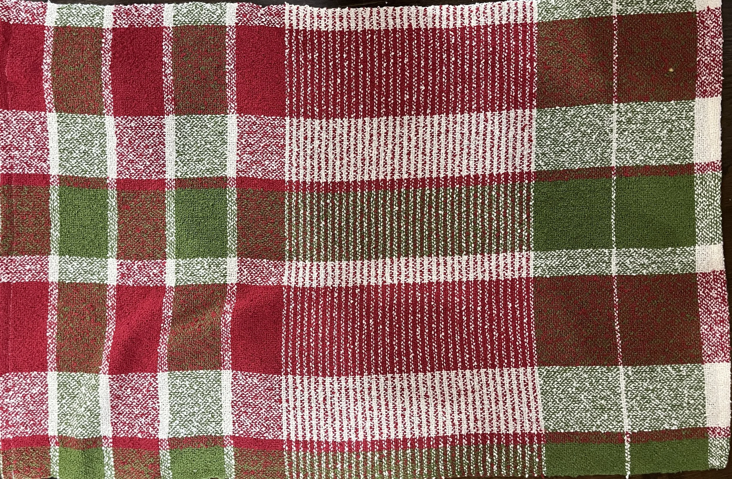 Holiday Plaid. #6
100% Cotton Boucle
approx. 18 x 26
