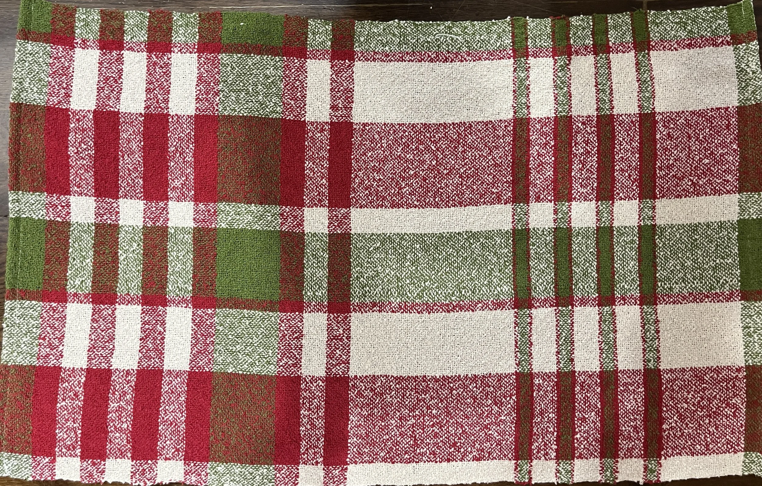 Holiday Plaid. #5
100% Cotton Boucle
approx. 18 x 26